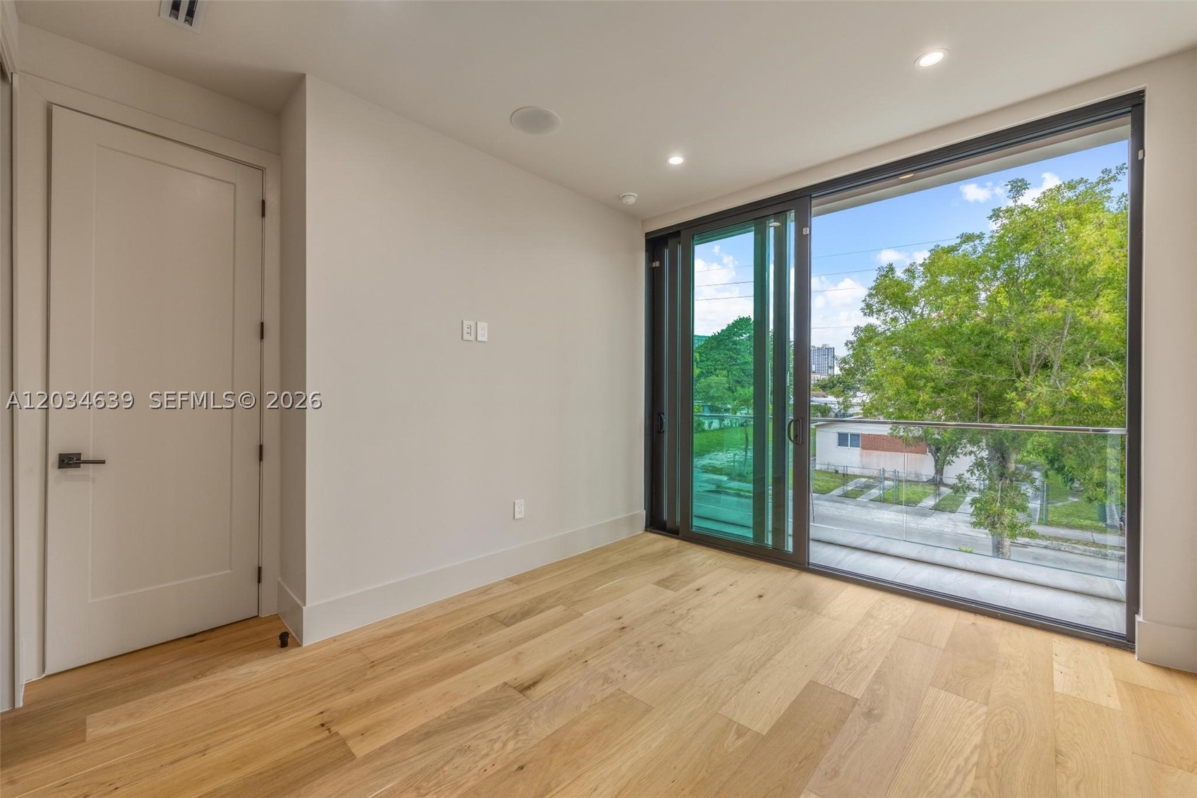 43 NW 42nd St, Miami FL 33127
