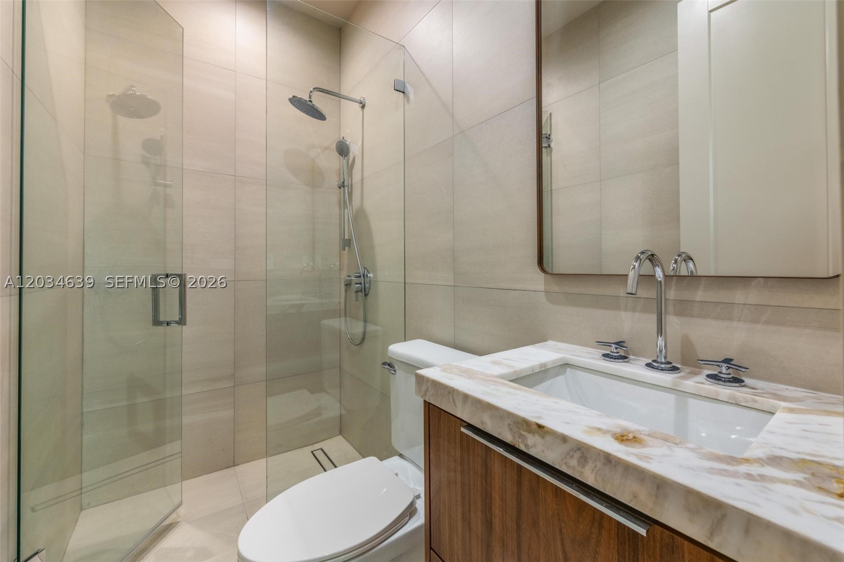 43 NW 42nd St, Miami FL 33127