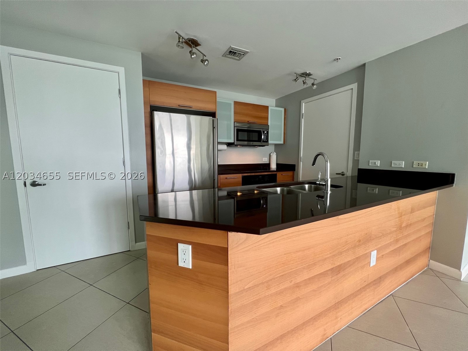 3301 NE 1st Ave #H1006, Miami FL 33137