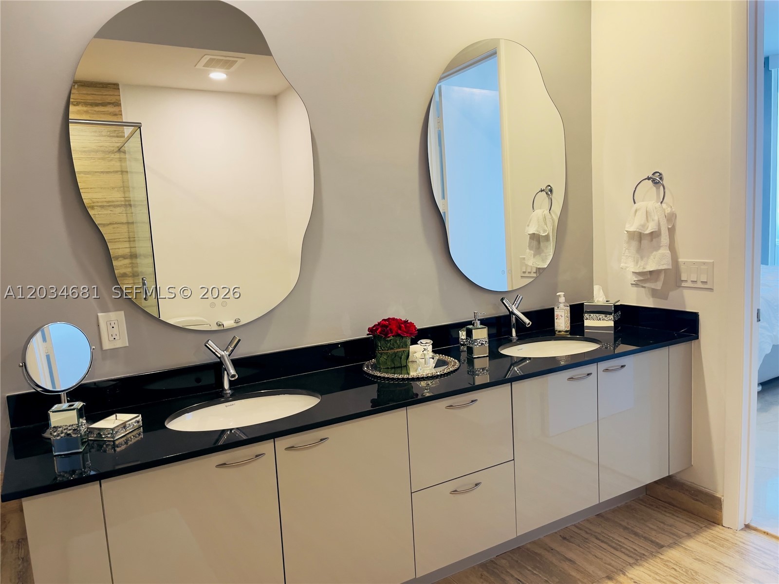 16001 COLLINS AVE #4107, Sunny Isles Beach FL 33160