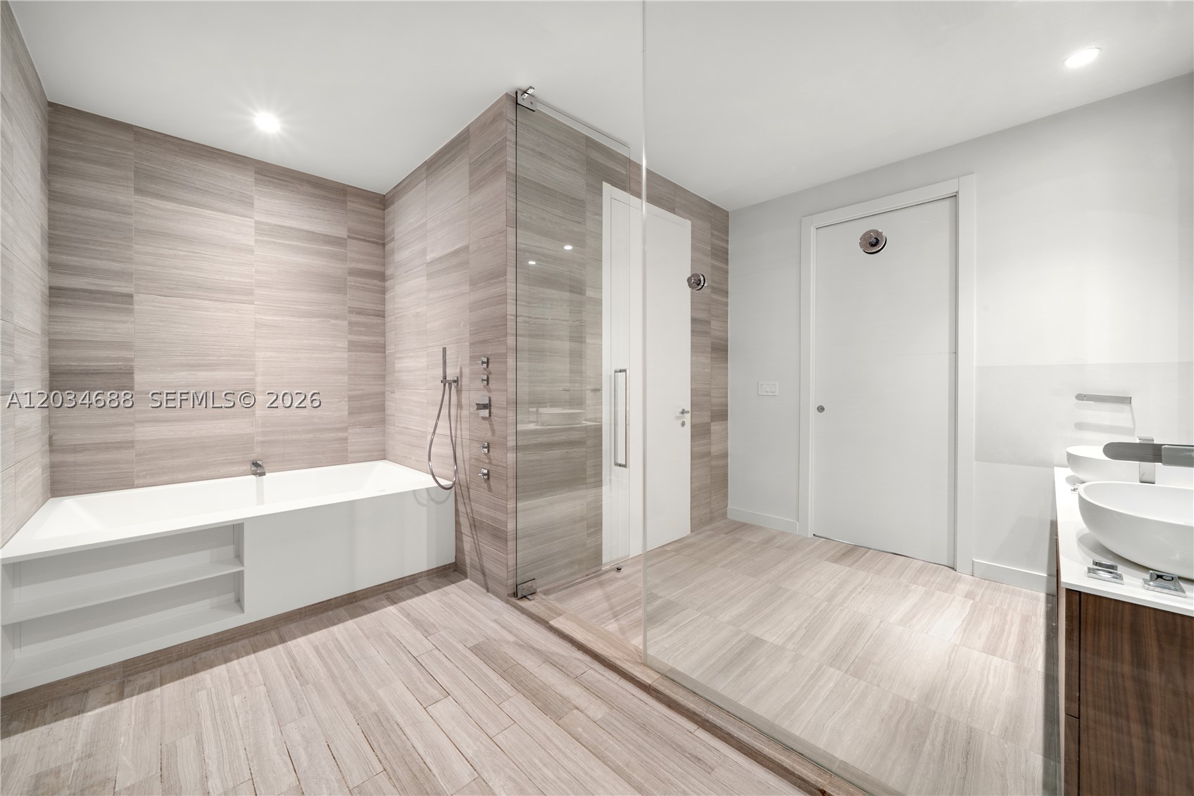 4701 N Meridian Ave #315, Miami Beach FL 33140