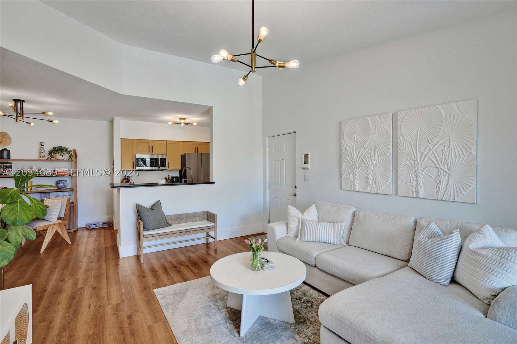 6841 SW 44th St #305, Miami FL 33155