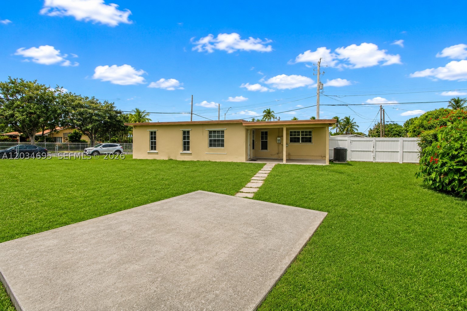 9120 SW 16th St, Miami FL 33165