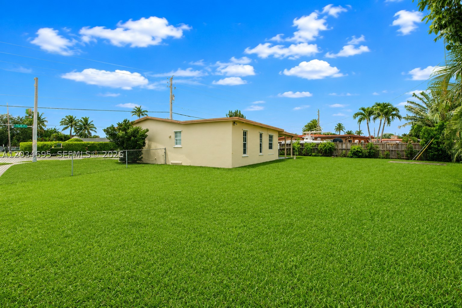 9120 SW 16th St, Miami FL 33165
