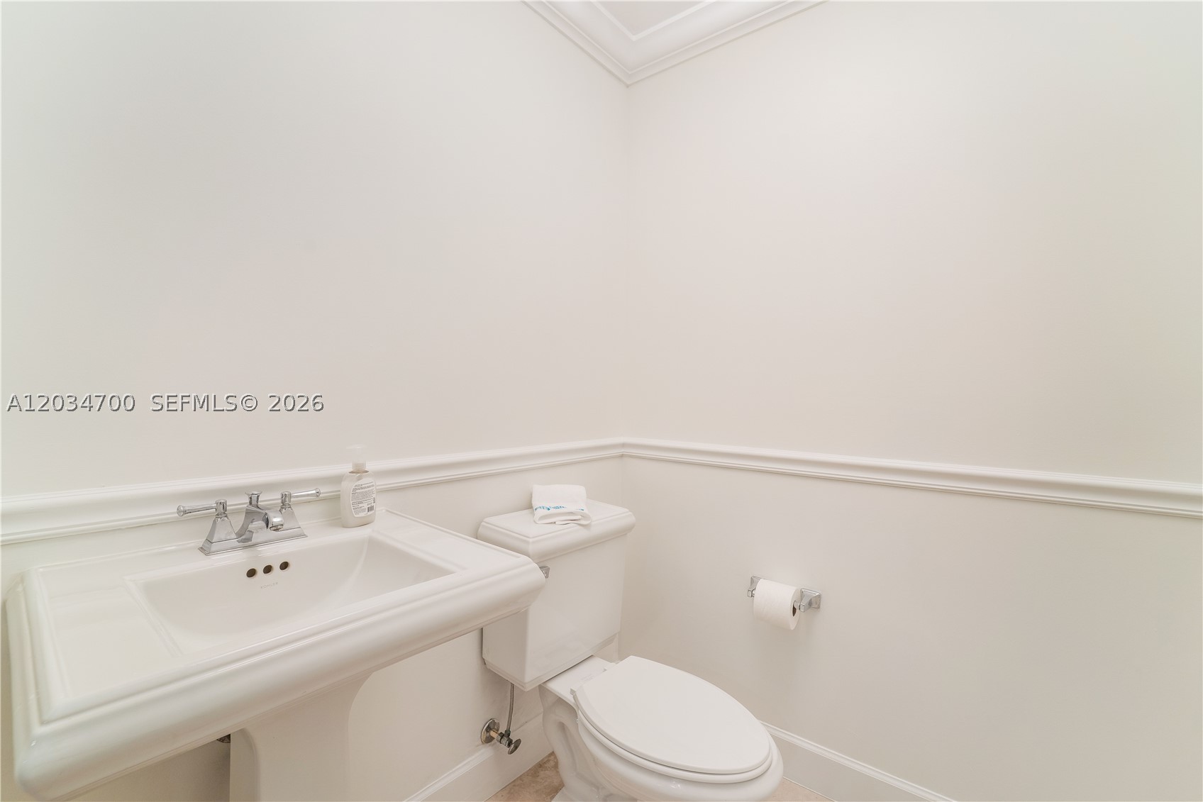 100 Andalusia Ave #410, Coral Gables FL 33134