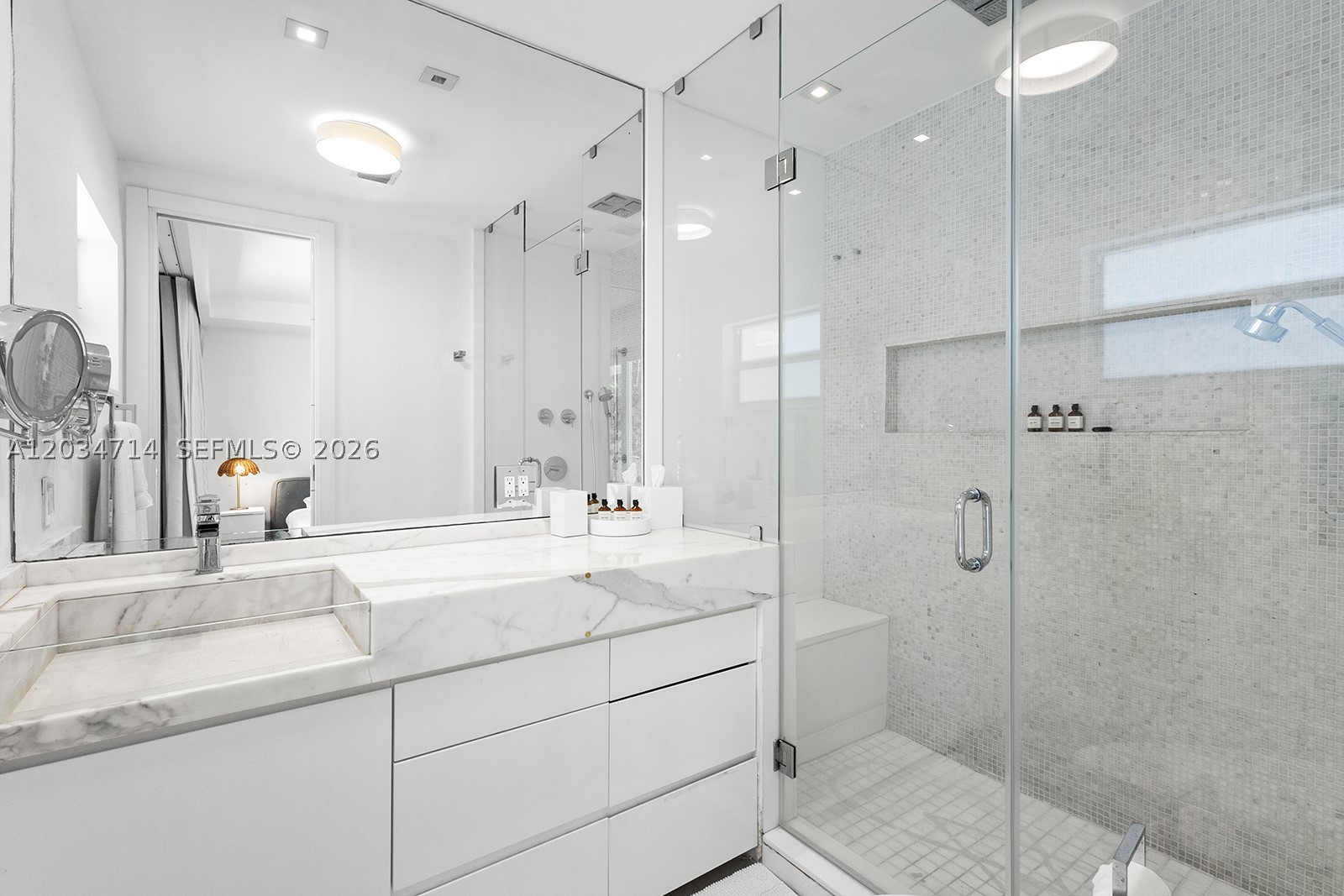 533 NE 52 Ter #., Miami FL 33137