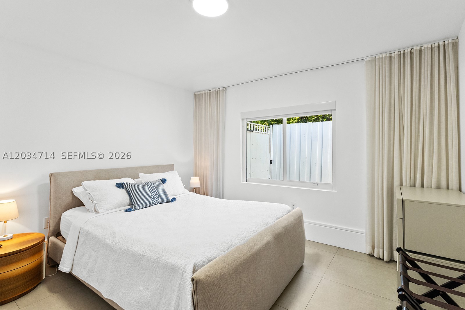 533 NE 52 Ter #., Miami FL 33137