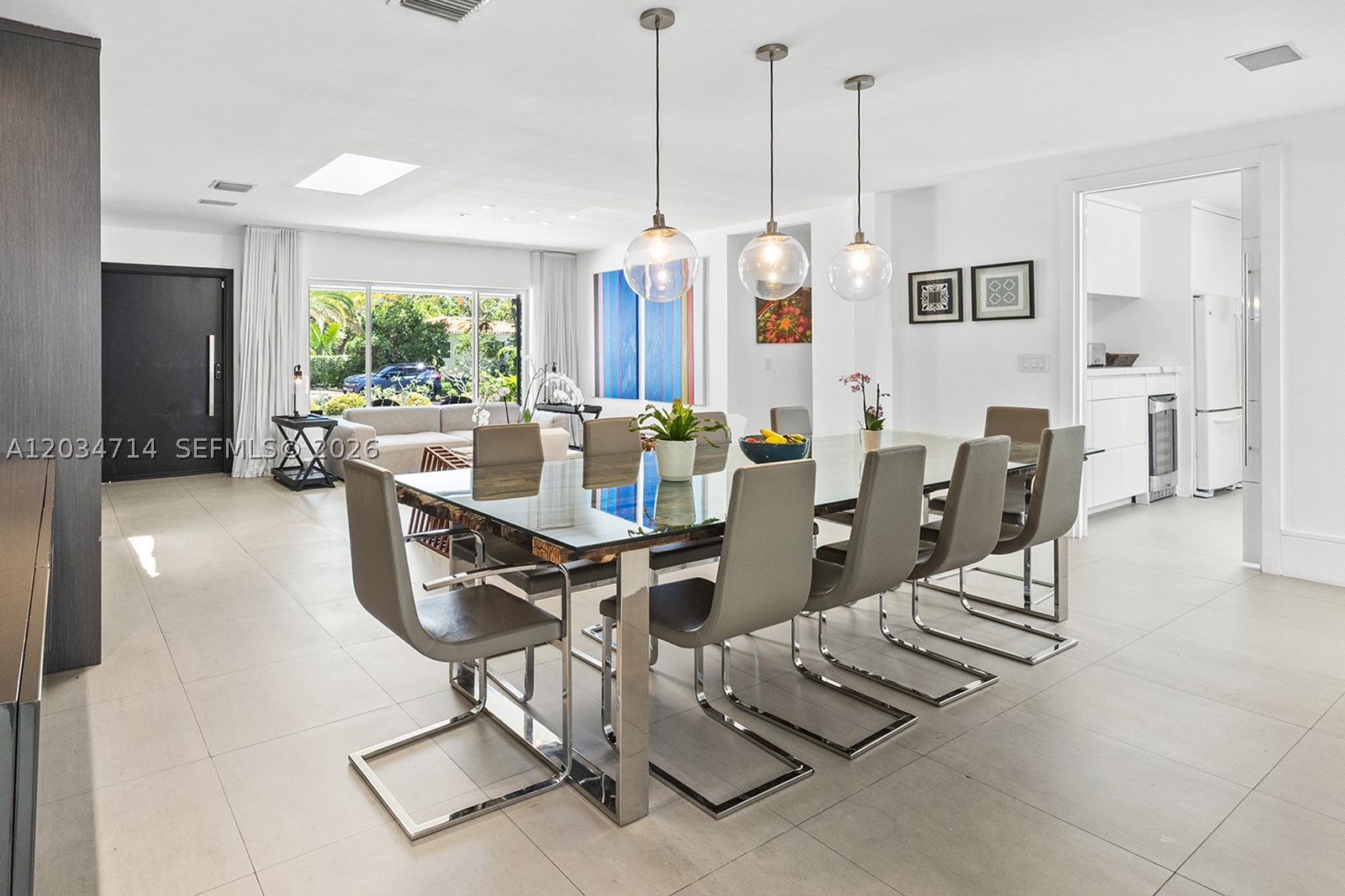533 NE 52 Ter #., Miami FL 33137