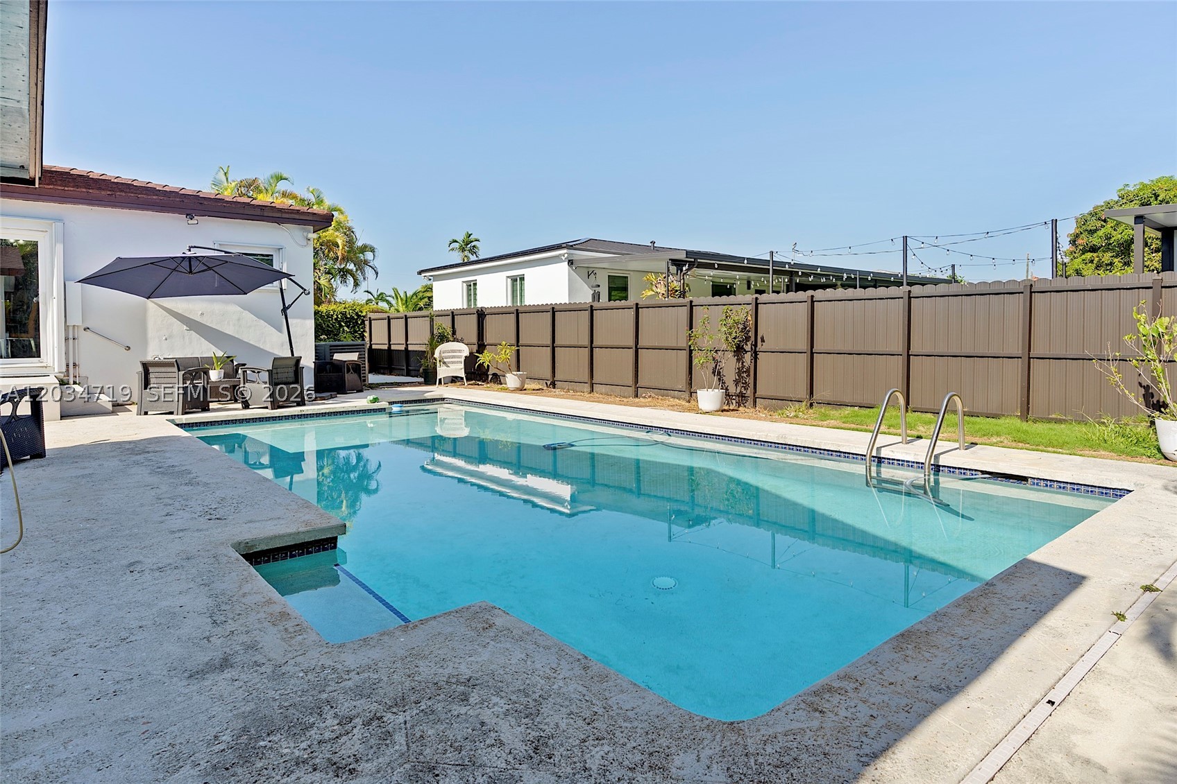 6801 SW 27th St, Miami FL 33155