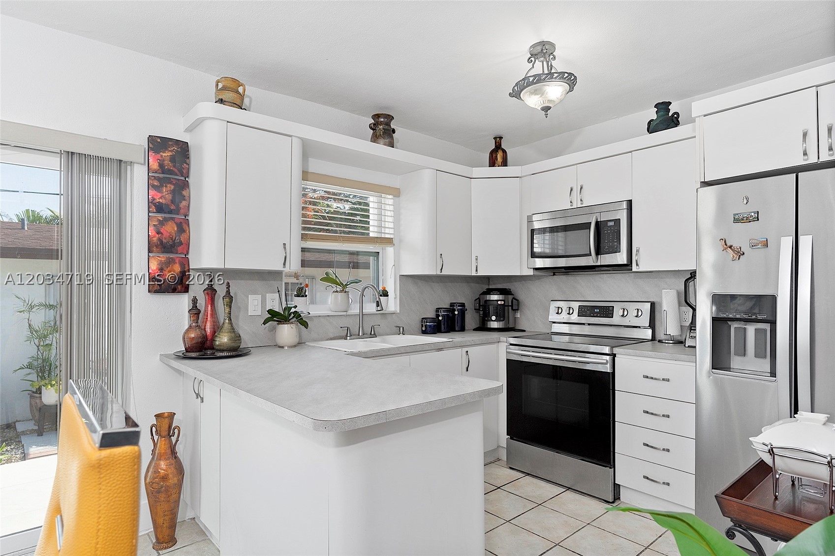 6801 SW 27th St, Miami FL 33155