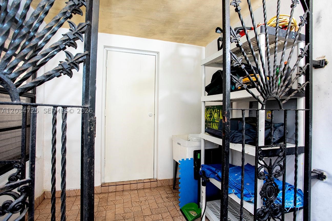 3610 SW 14th St, Miami FL 33145