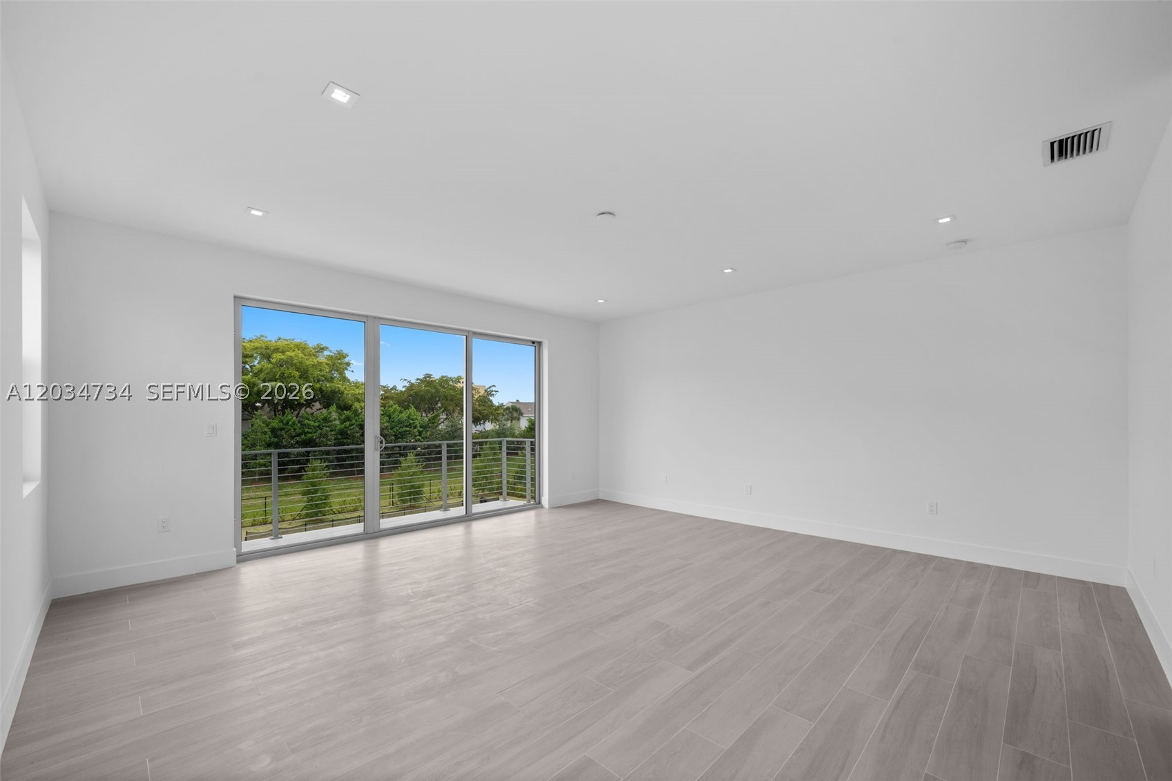 16710 N Botaniko Dr N, Weston FL 33326