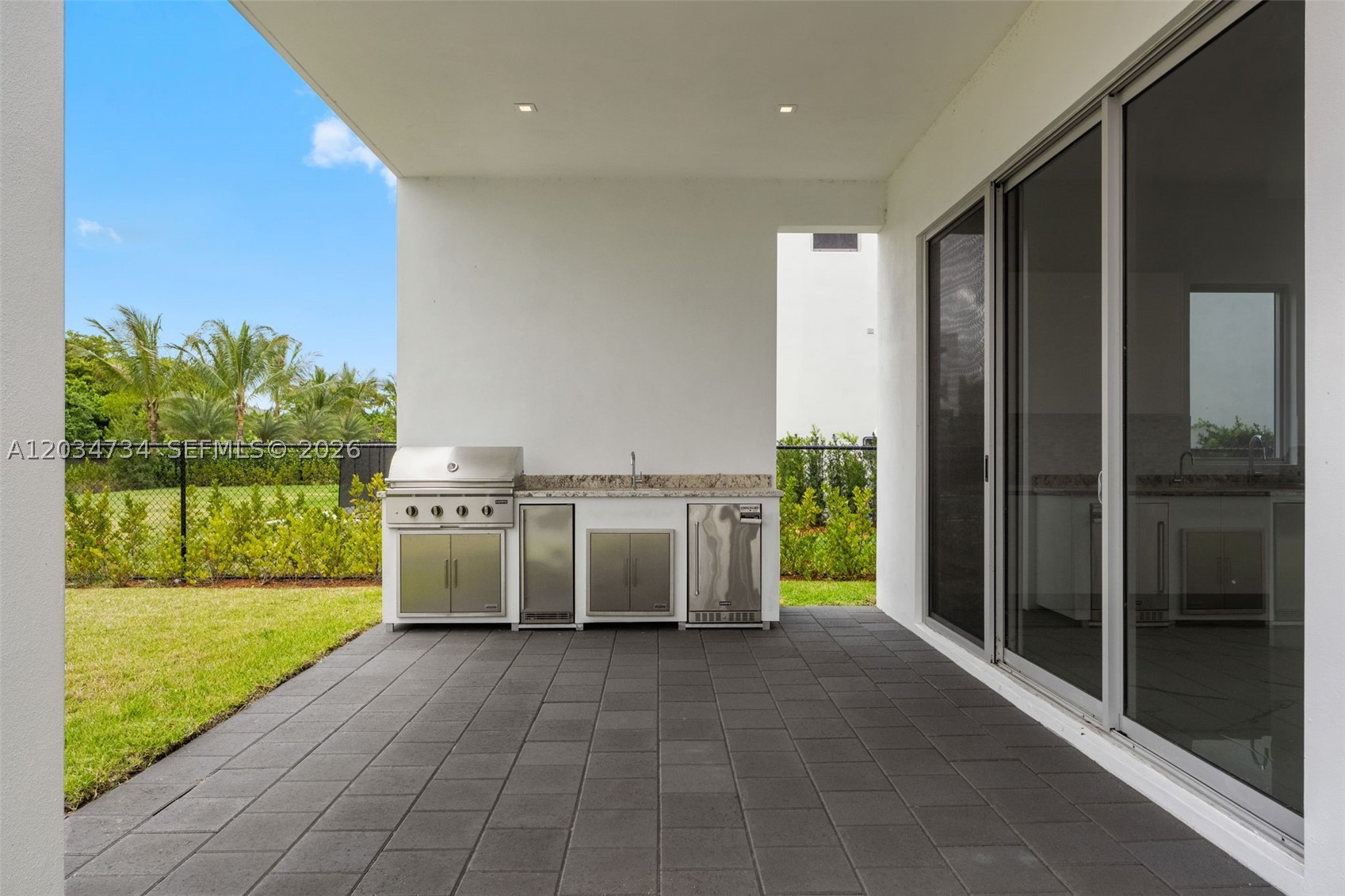 16710 N Botaniko Dr N, Weston FL 33326