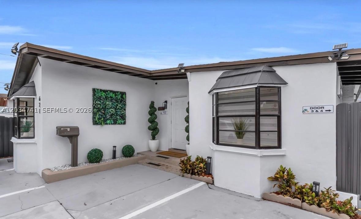 621 NW 59th Ave, Miami FL 33126