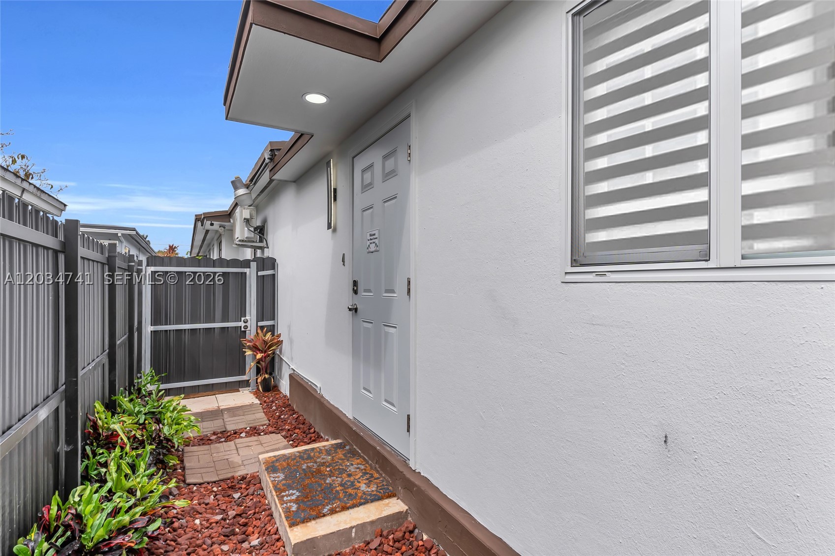 621 NW 59th Ave, Miami FL 33126