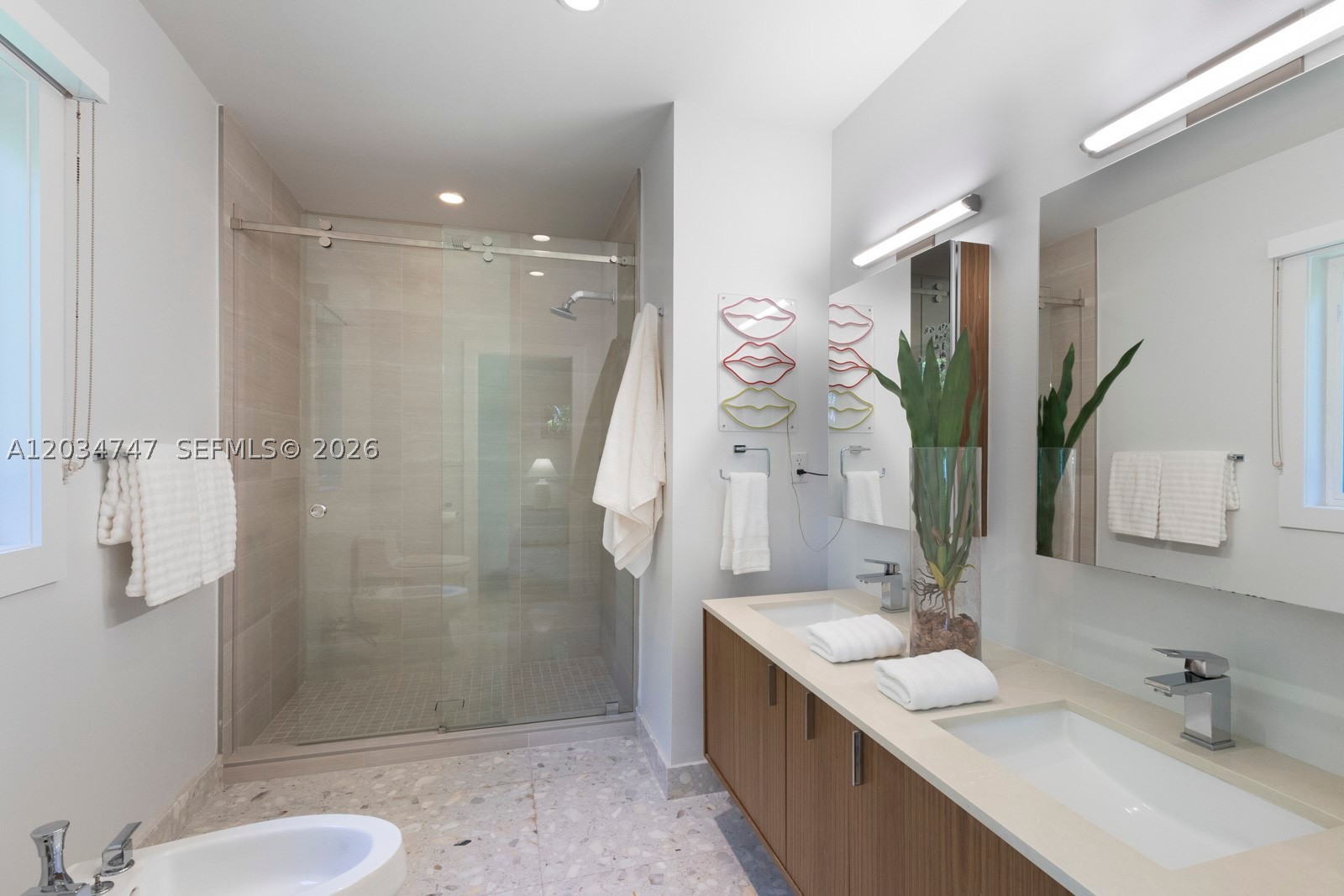 5780 Las Palmas Dr, Coral Gables FL 33156