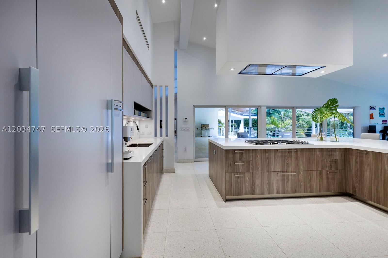 5780 Las Palmas Dr, Coral Gables FL 33156