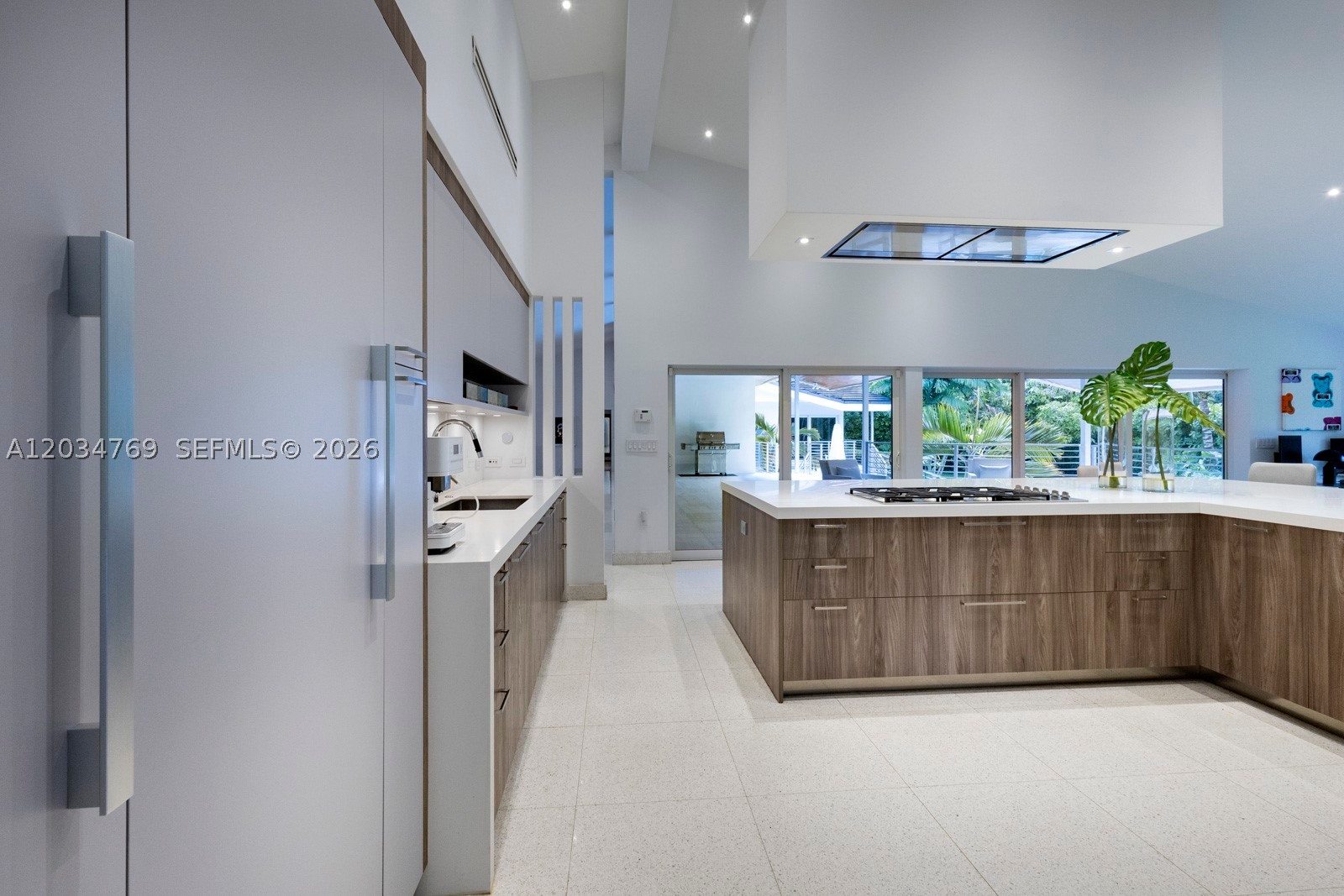 5780 Las Palmas Dr, Coral Gables FL 33156