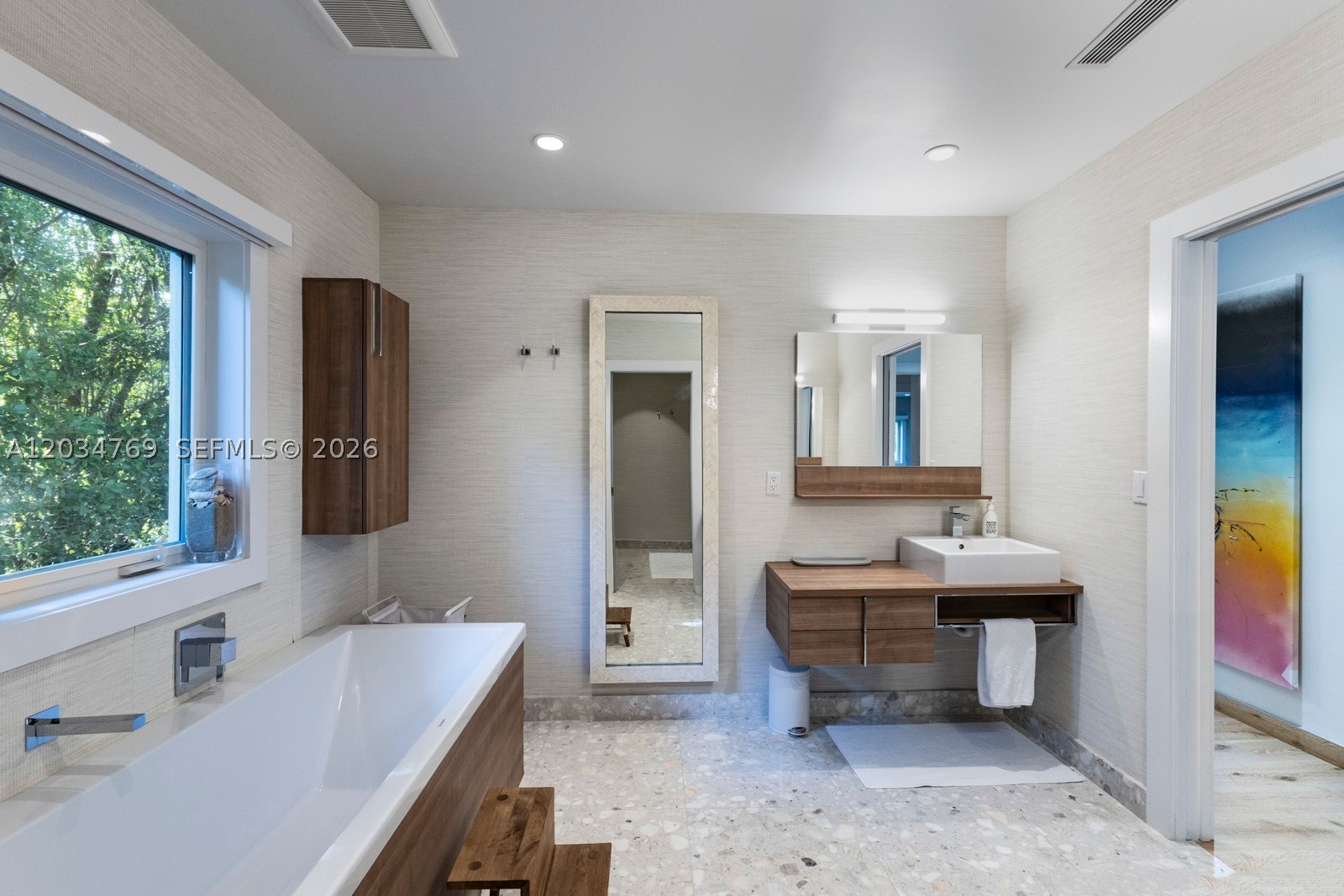 5780 Las Palmas Dr, Coral Gables FL 33156