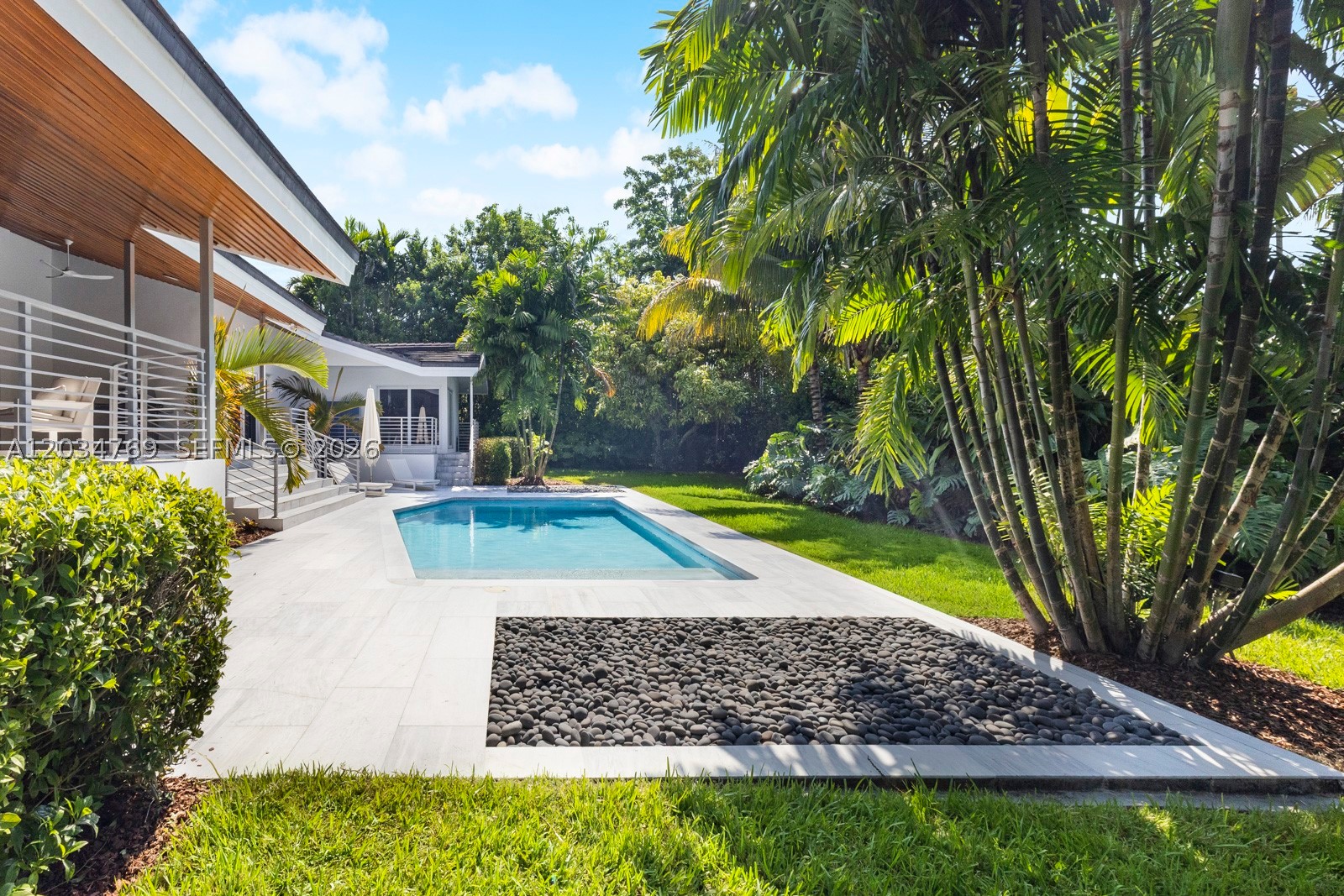 5780 Las Palmas Dr, Coral Gables FL 33156