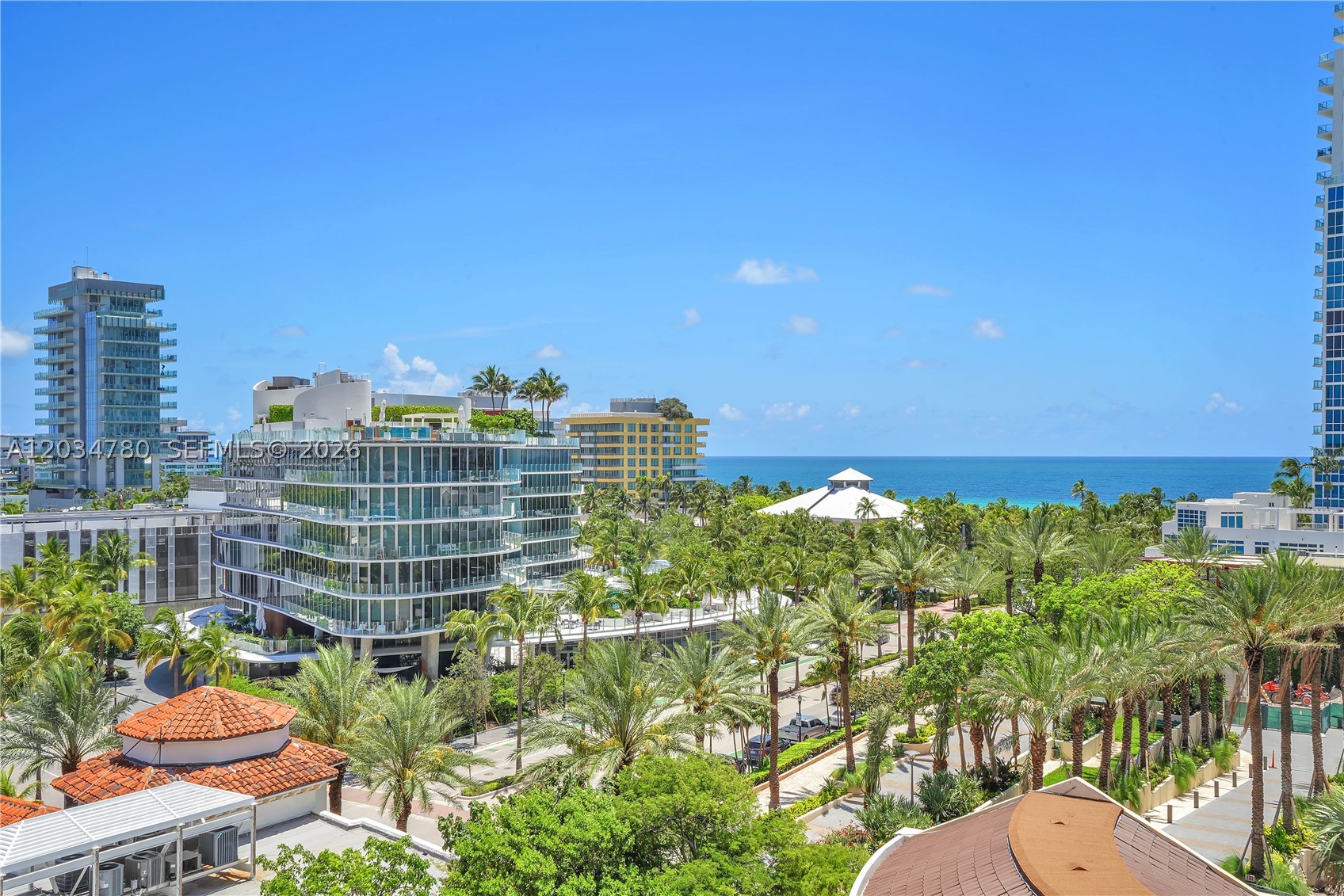 300 S POINTE DR #809, Miami Beach FL 33139