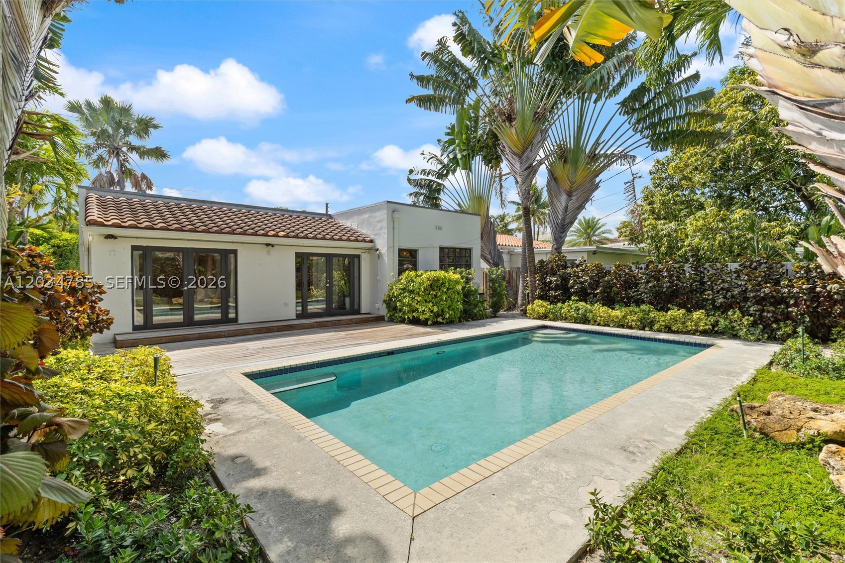 4531 Sheridan Ave, Miami Beach FL 33140
