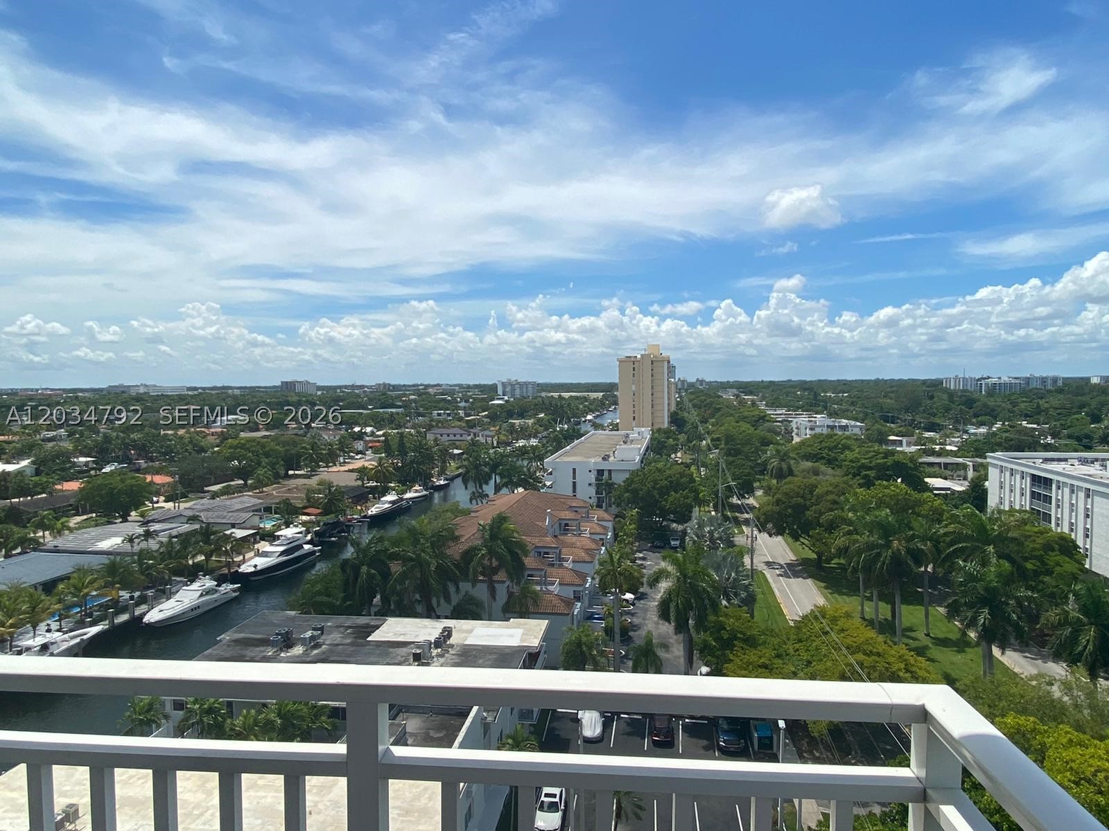 2450 NE 135th St #1012, North Miami FL 33181
