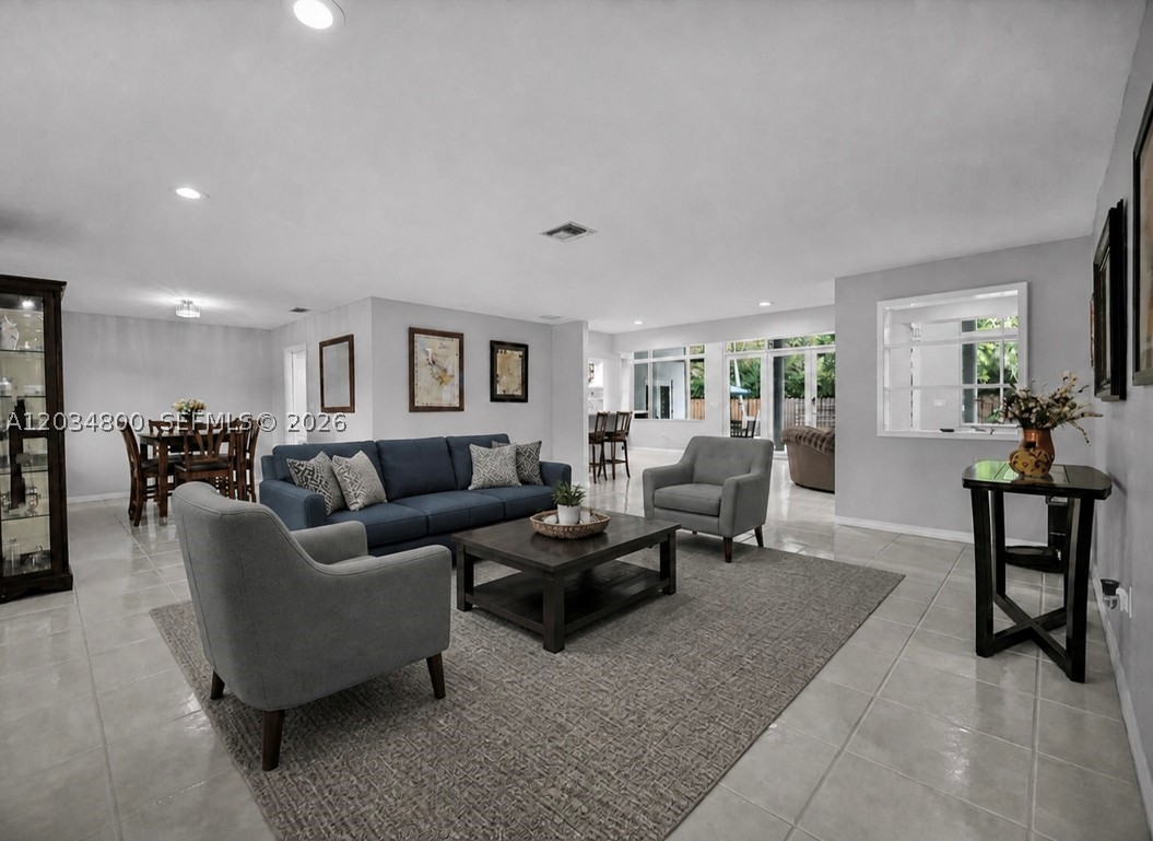 15845 SW 87th Ave, Palmetto Bay FL 33157
