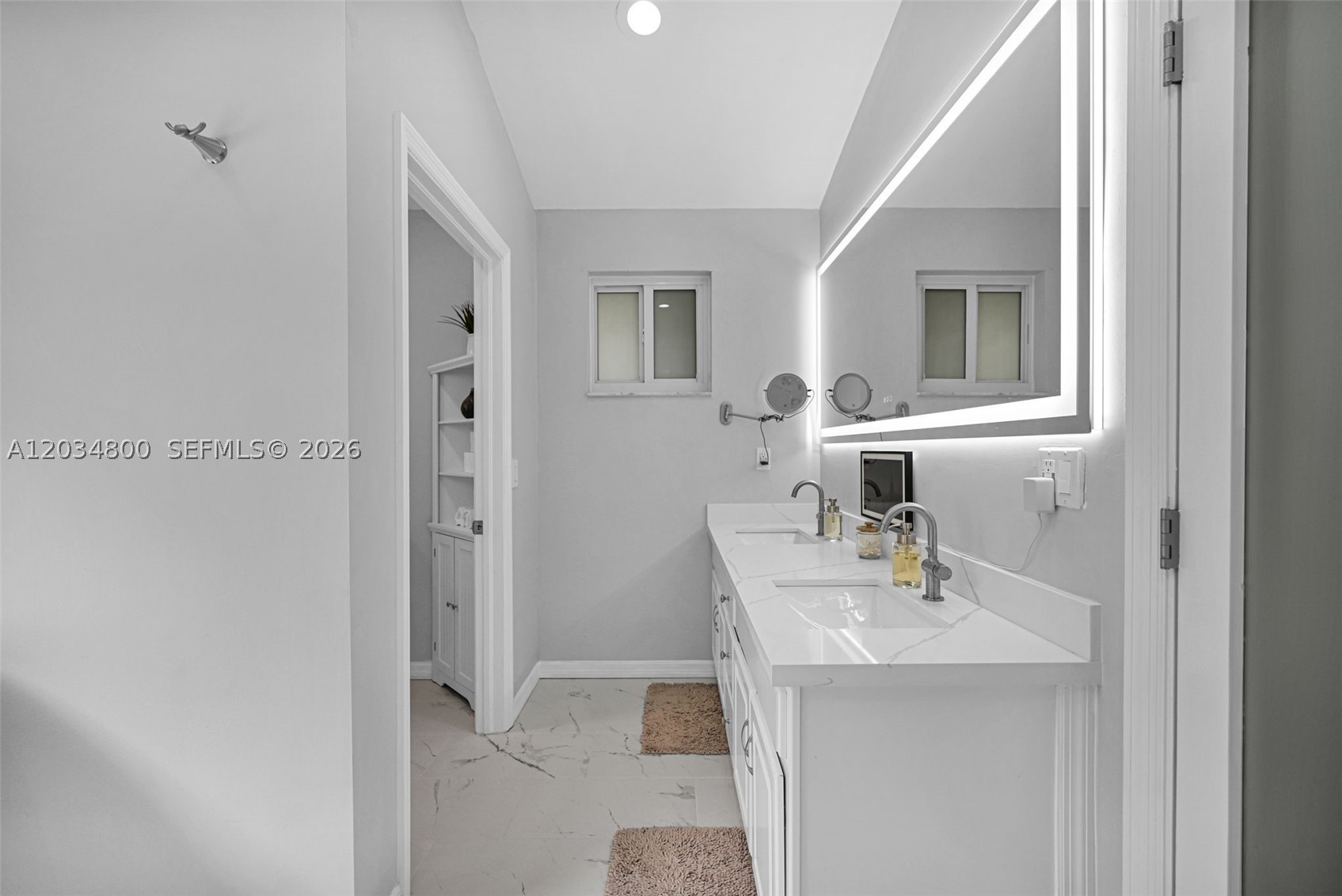 15845 SW 87th Ave, Palmetto Bay FL 33157