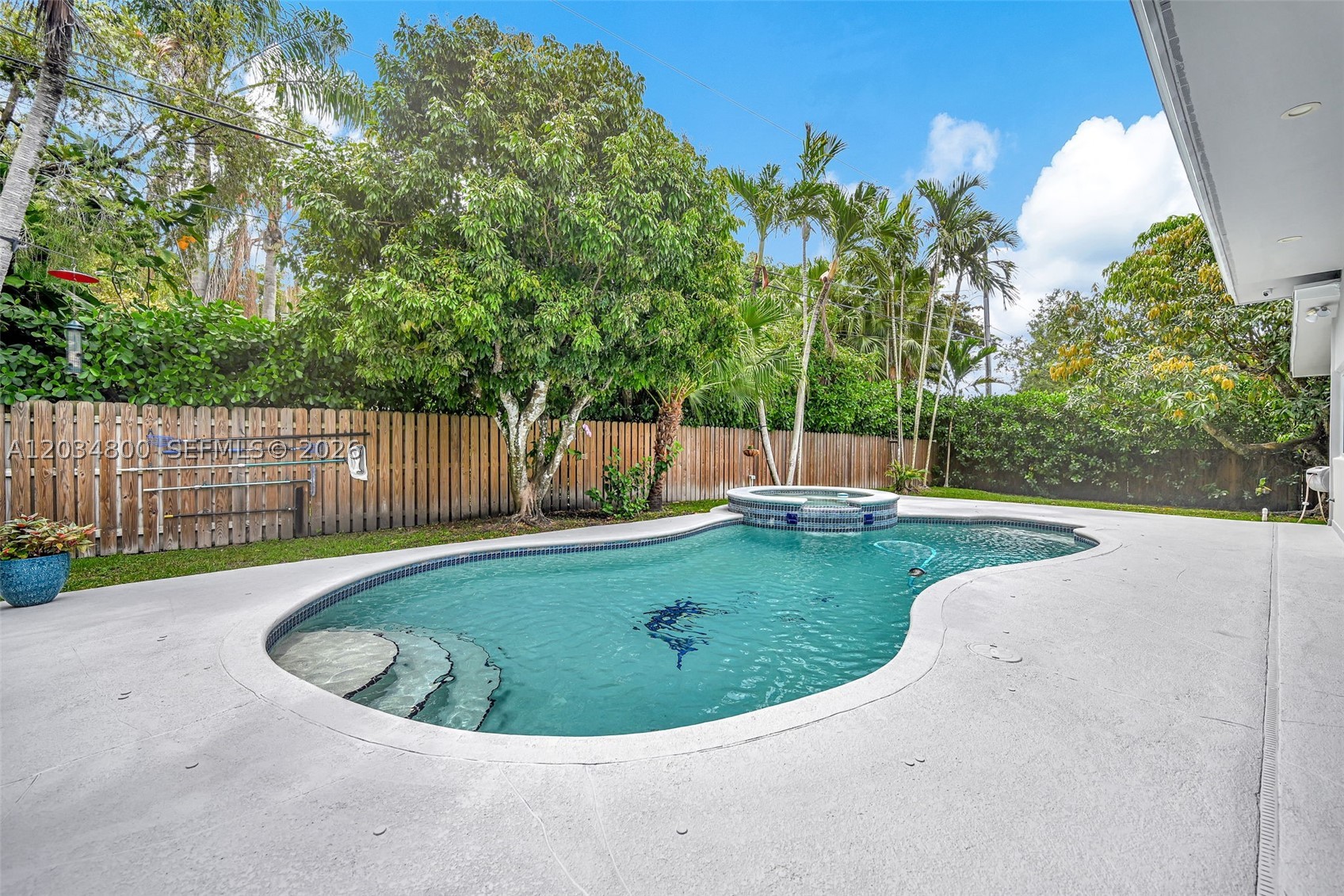 15845 SW 87th Ave, Palmetto Bay FL 33157