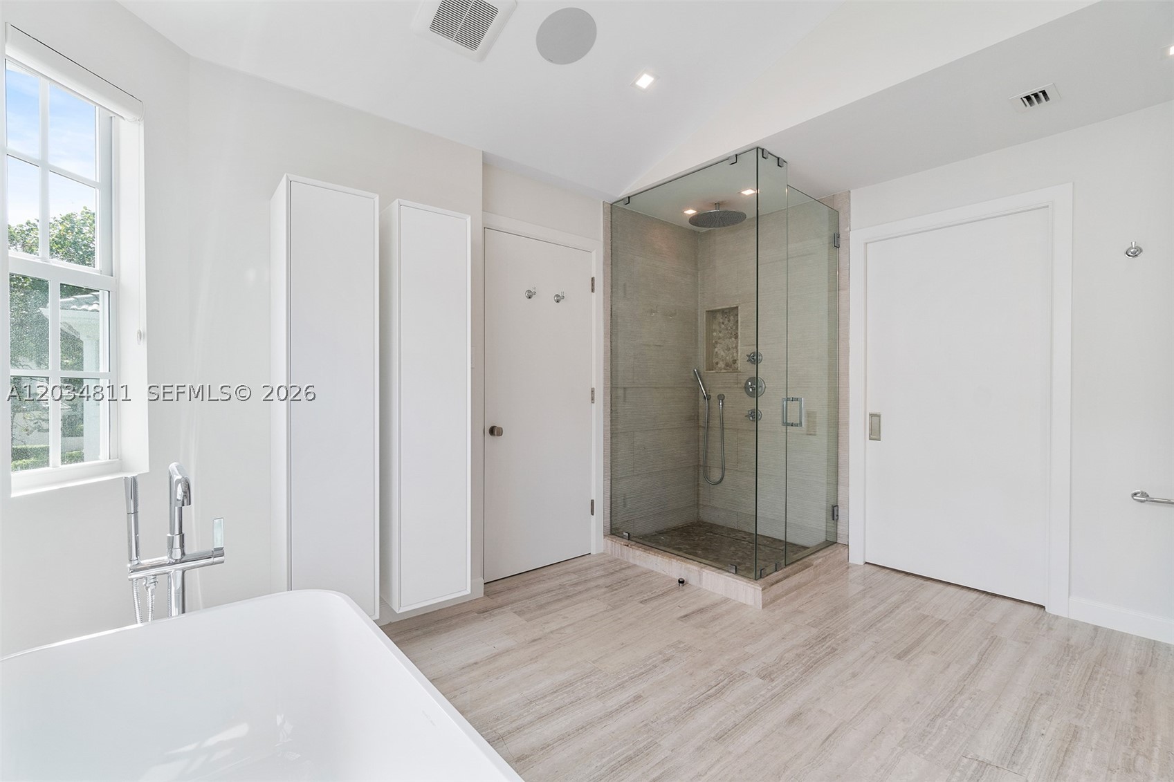 19941 NE 36th Pl, Aventura FL 33180