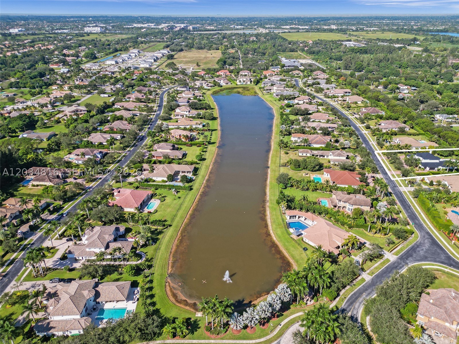 14321 N Jockey Cir N, Davie FL 33330
