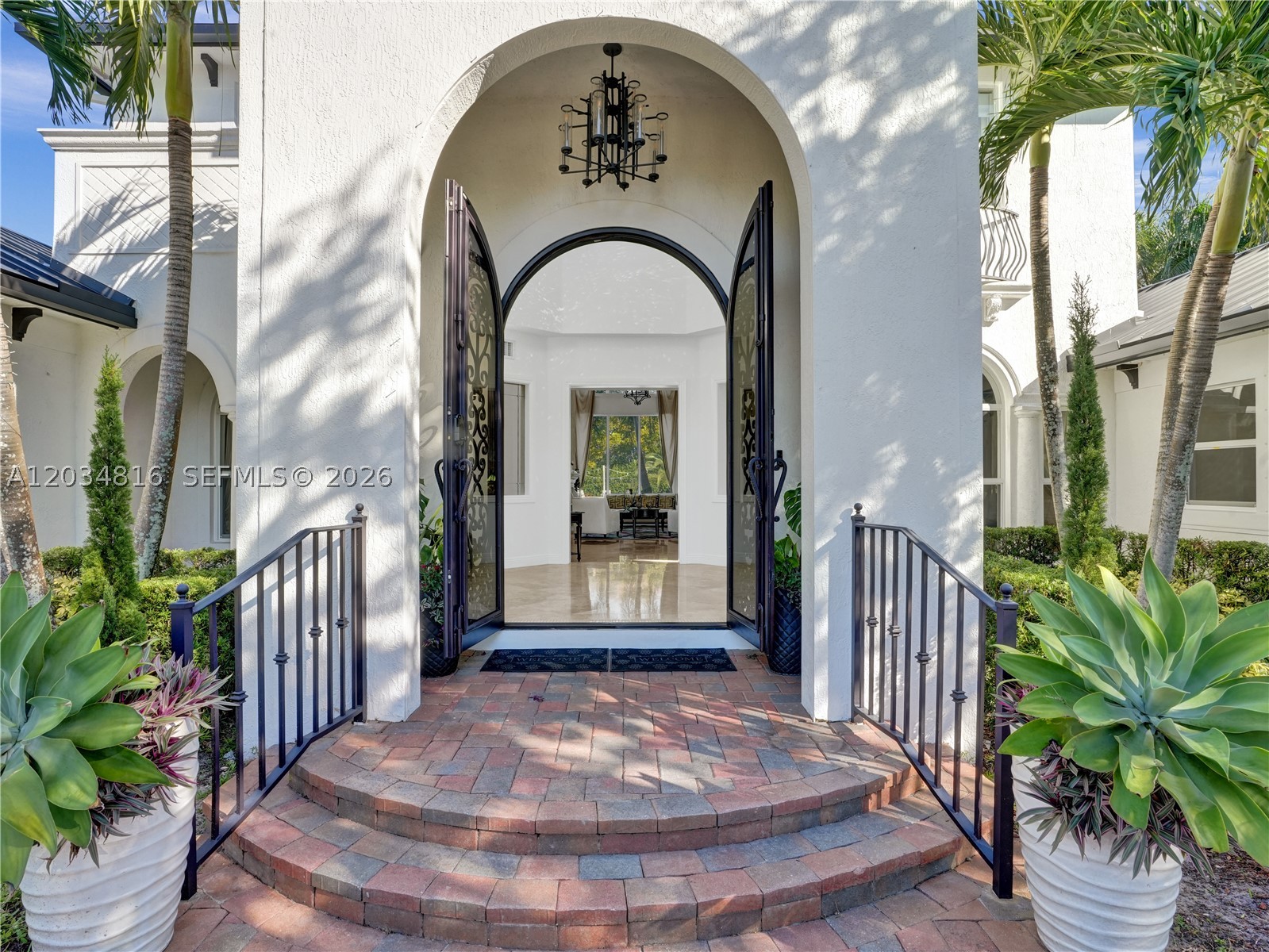 14321 N Jockey Cir N, Davie FL 33330