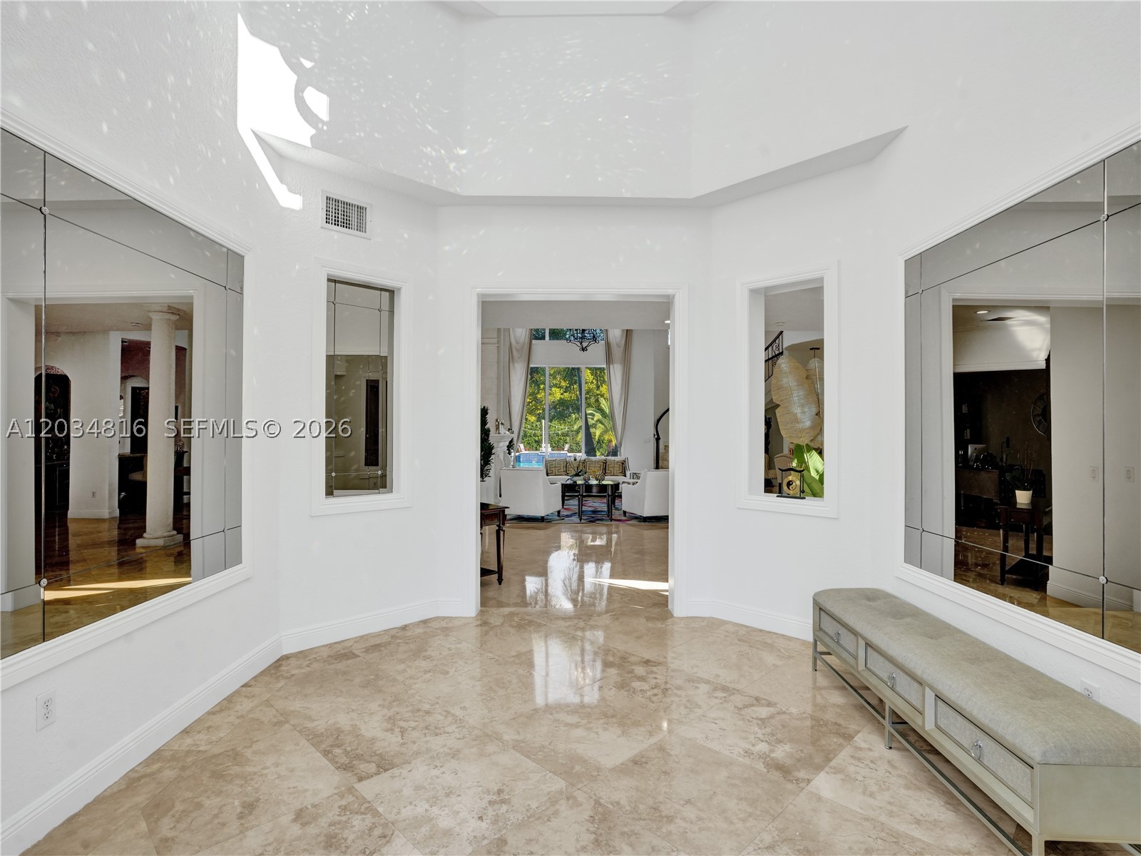 14321 N Jockey Cir N, Davie FL 33330