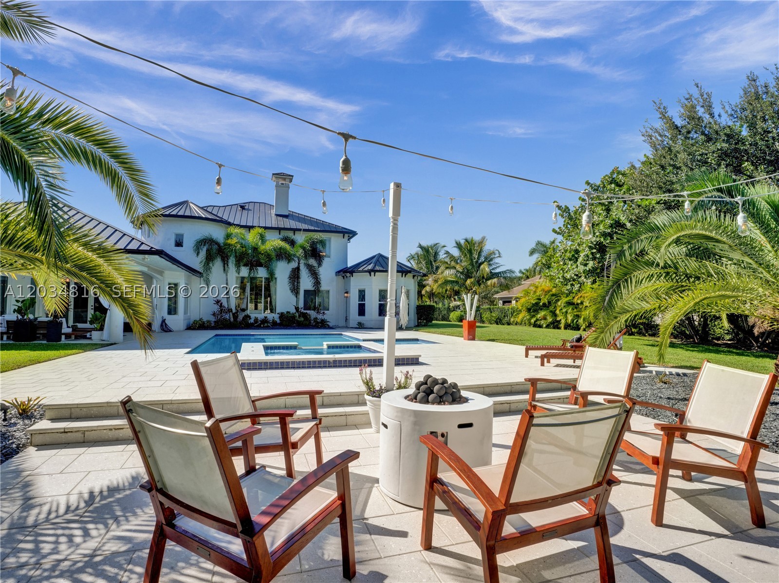 14321 N Jockey Cir N, Davie FL 33330