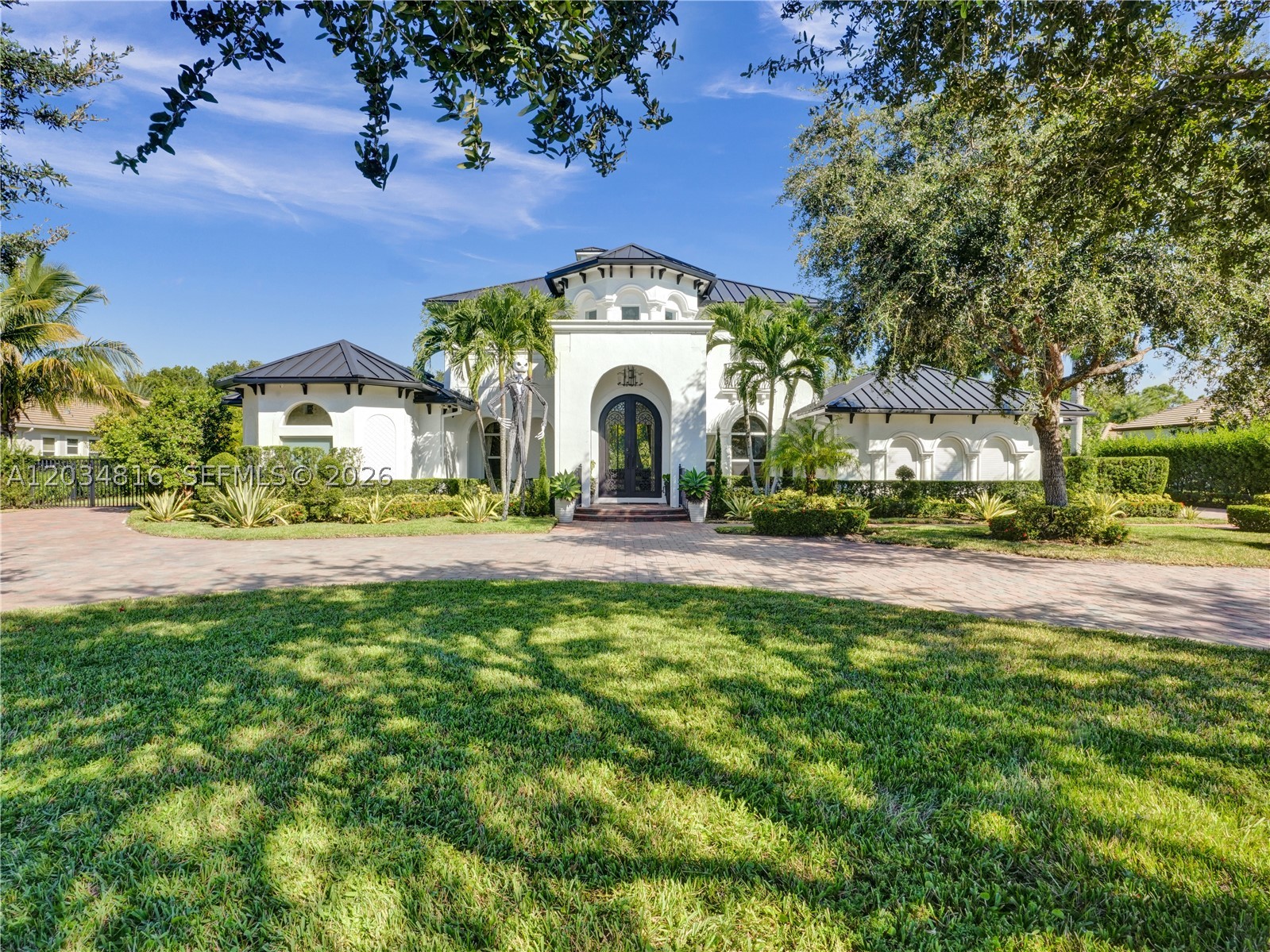 14321 N Jockey Cir N, Davie FL 33330