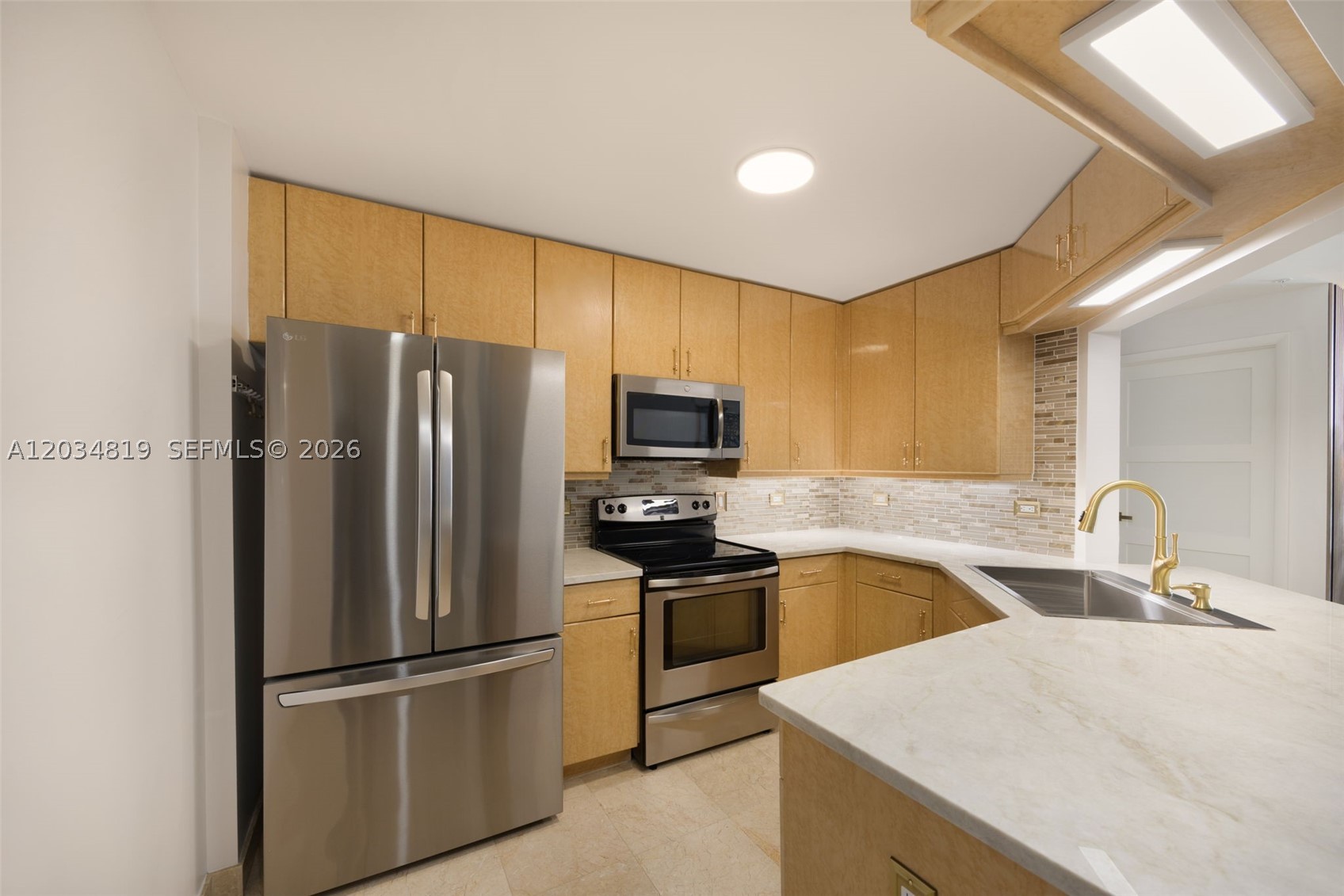 801 Brickell Key Blvd #2008, Miami FL 33131