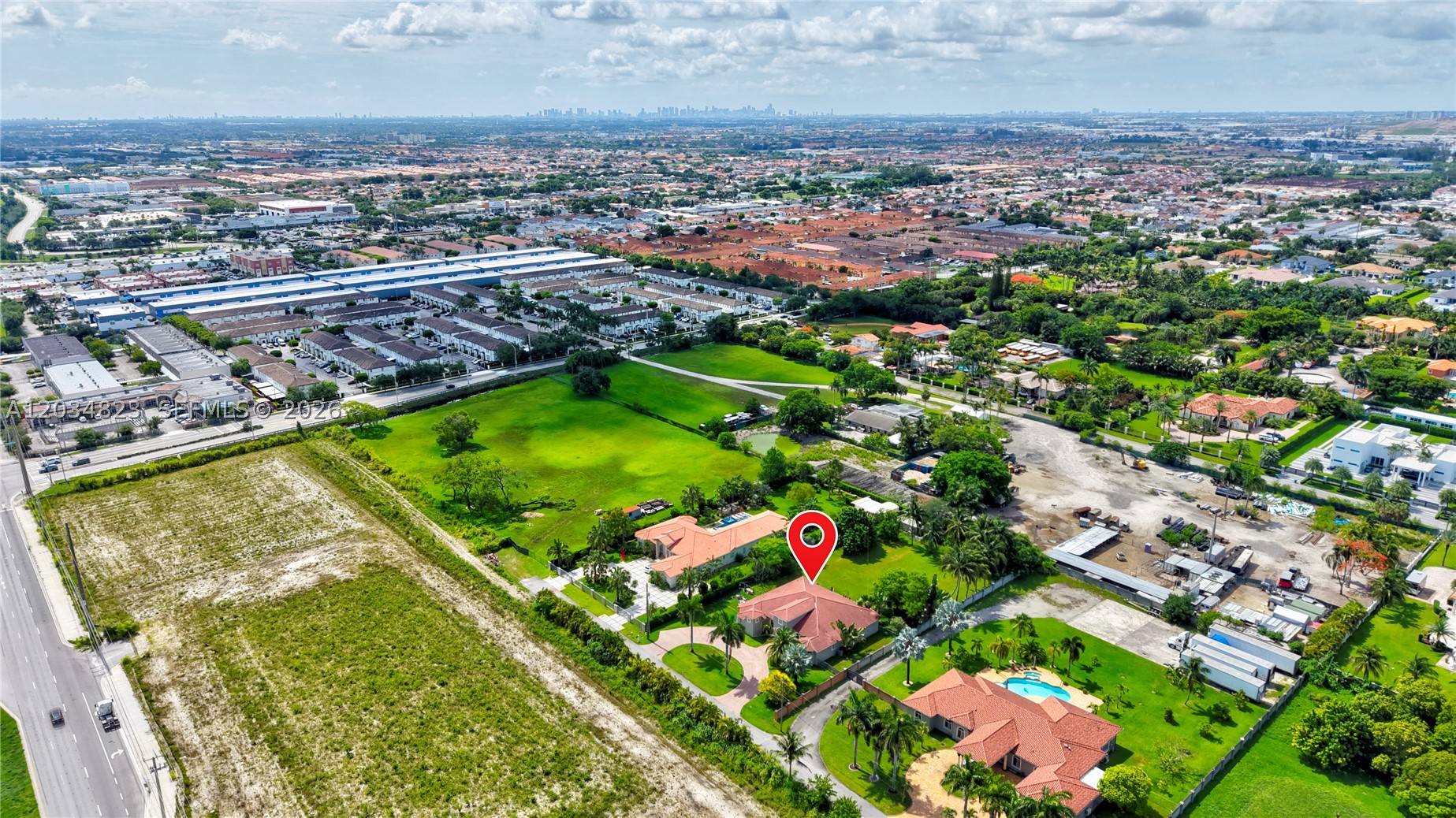 9810 NW 137th St, Hialeah Gardens FL 33018