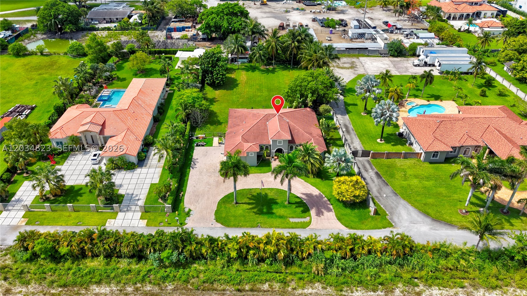 9810 NW 137th St, Hialeah Gardens FL 33018