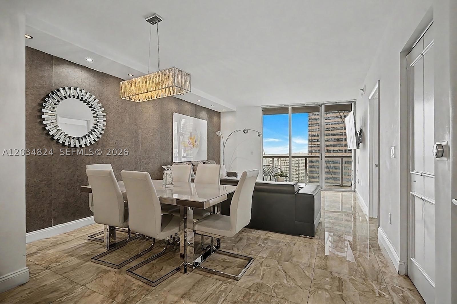 485 Brickell Ave #2009, Miami FL 33131