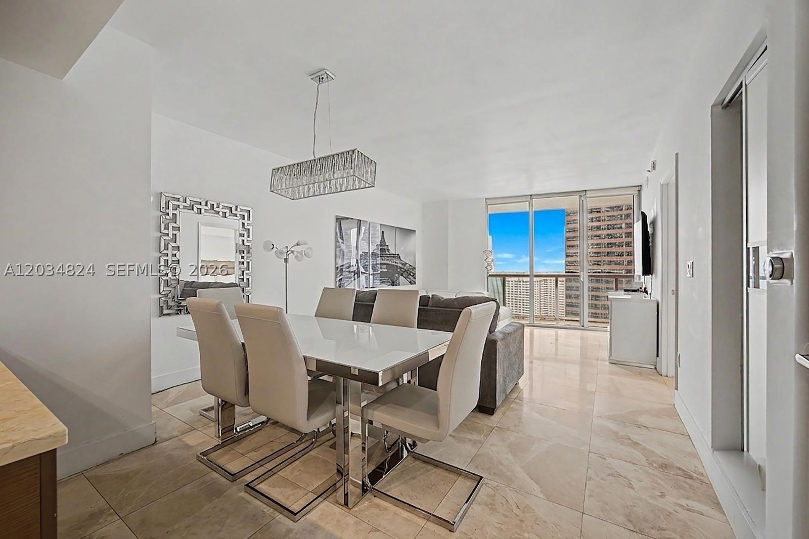 485 Brickell Ave #2009, Miami FL 33131