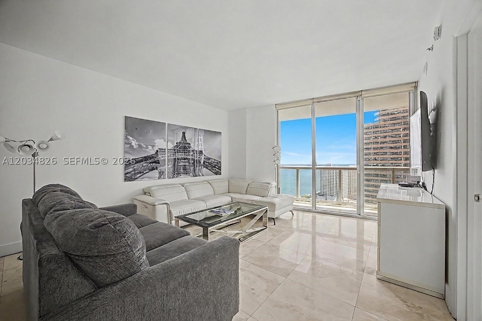 485 Brickell Ave #2209, Miami FL 33131