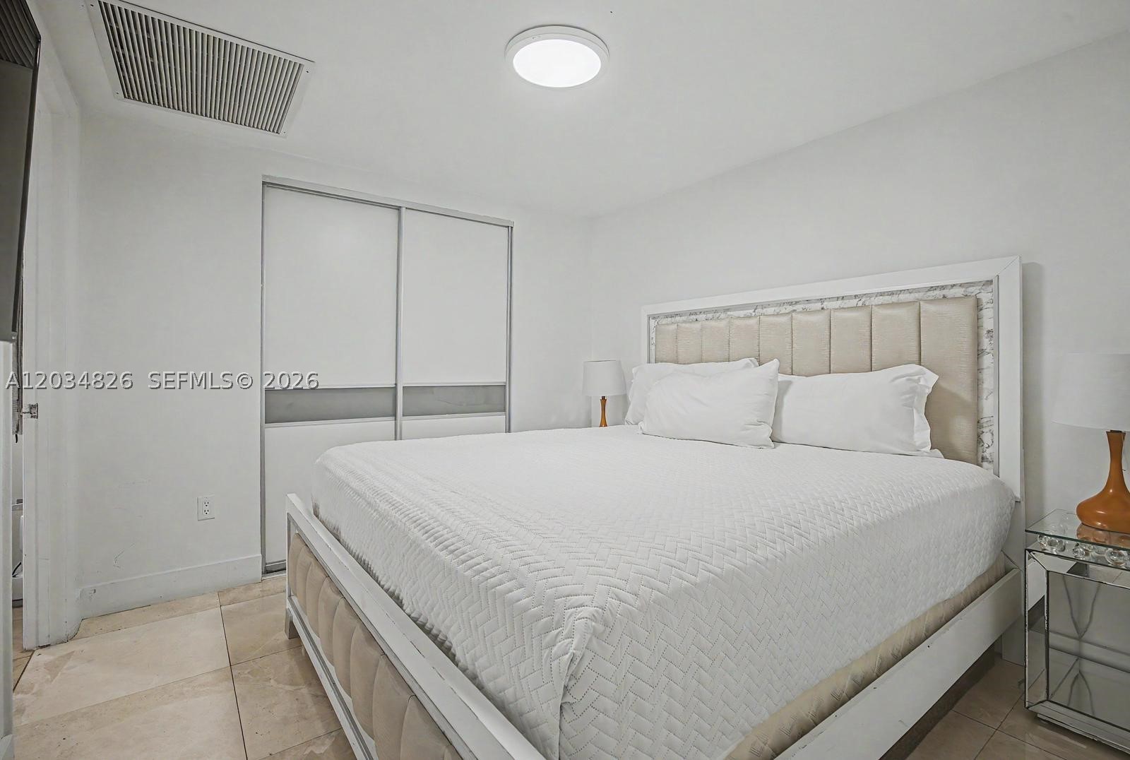 485 Brickell Ave #2209, Miami FL 33131