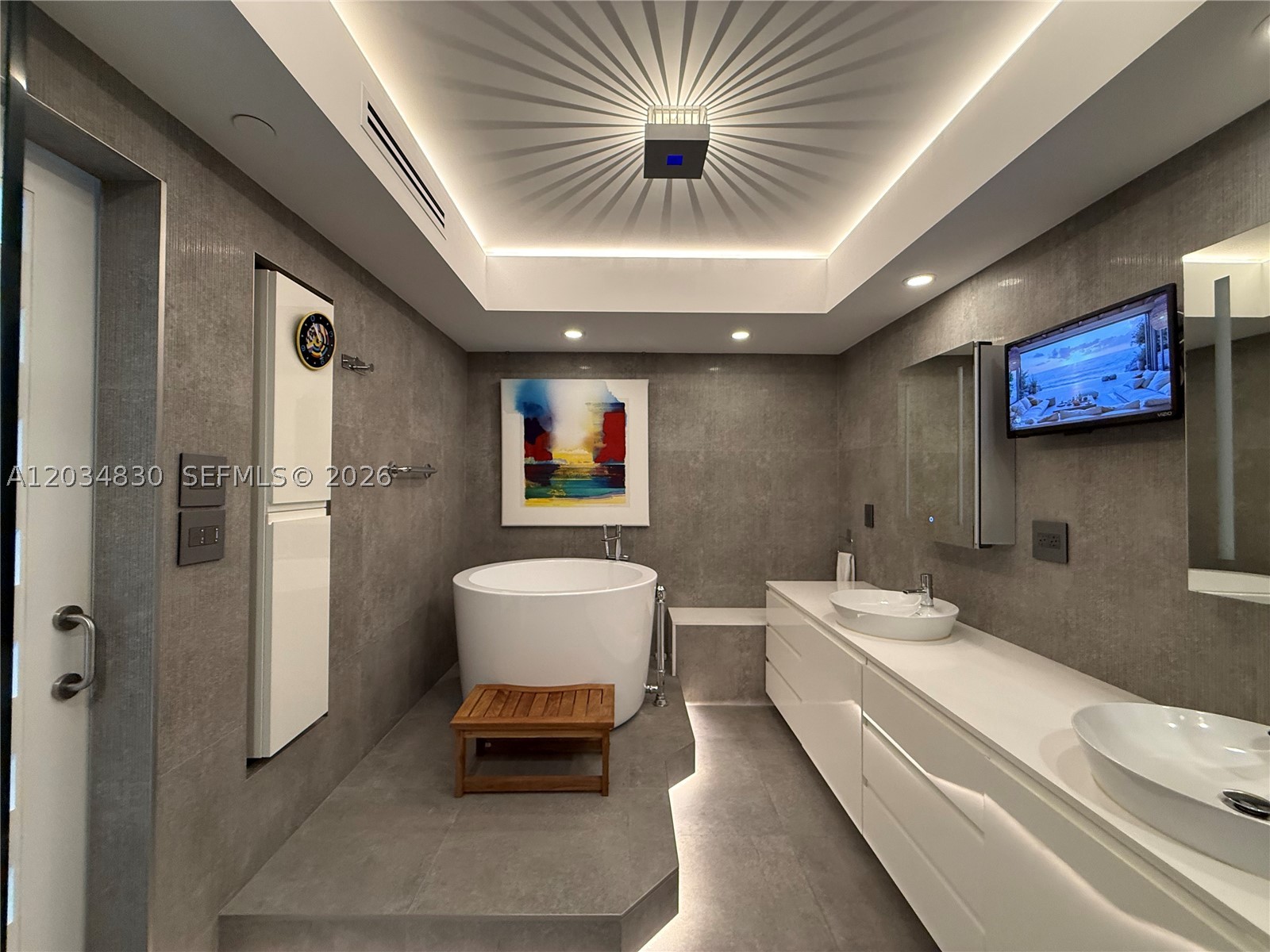 2800 Island Blvd #1803, Aventura FL 33160