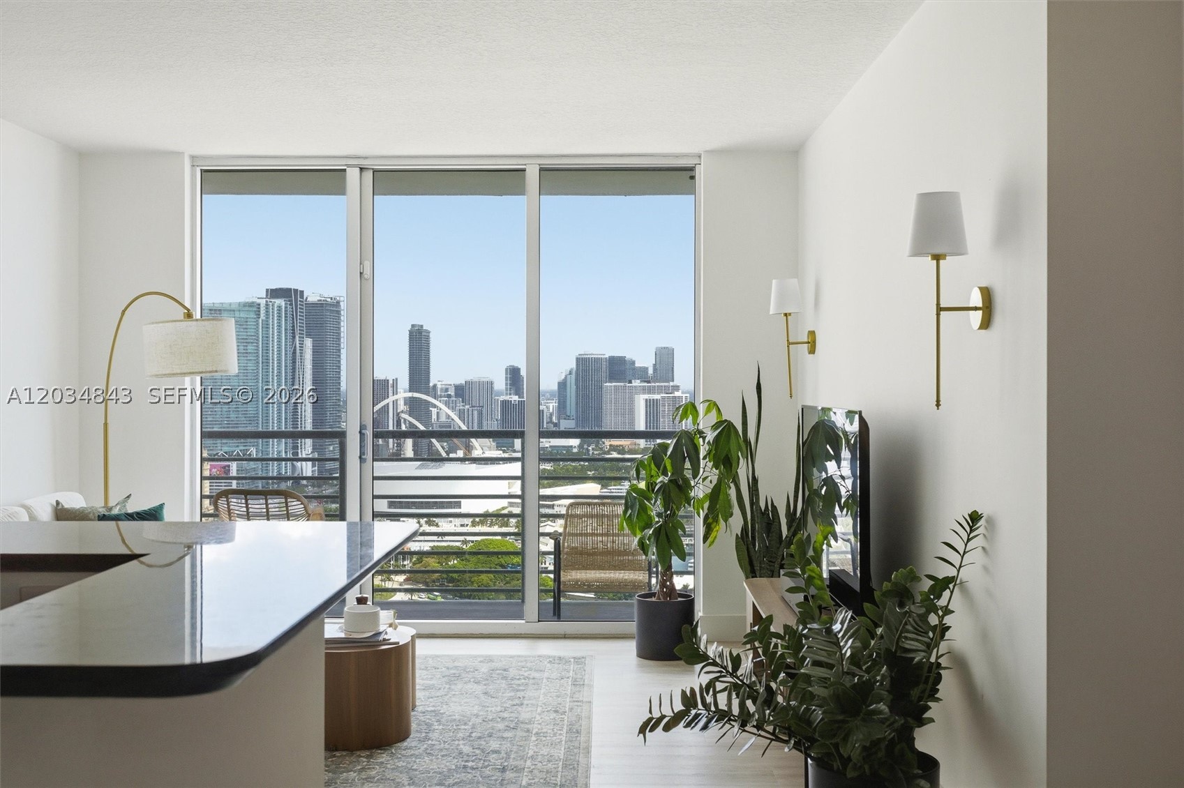 325 S Biscayne Blvd #4022, Miami FL 33131