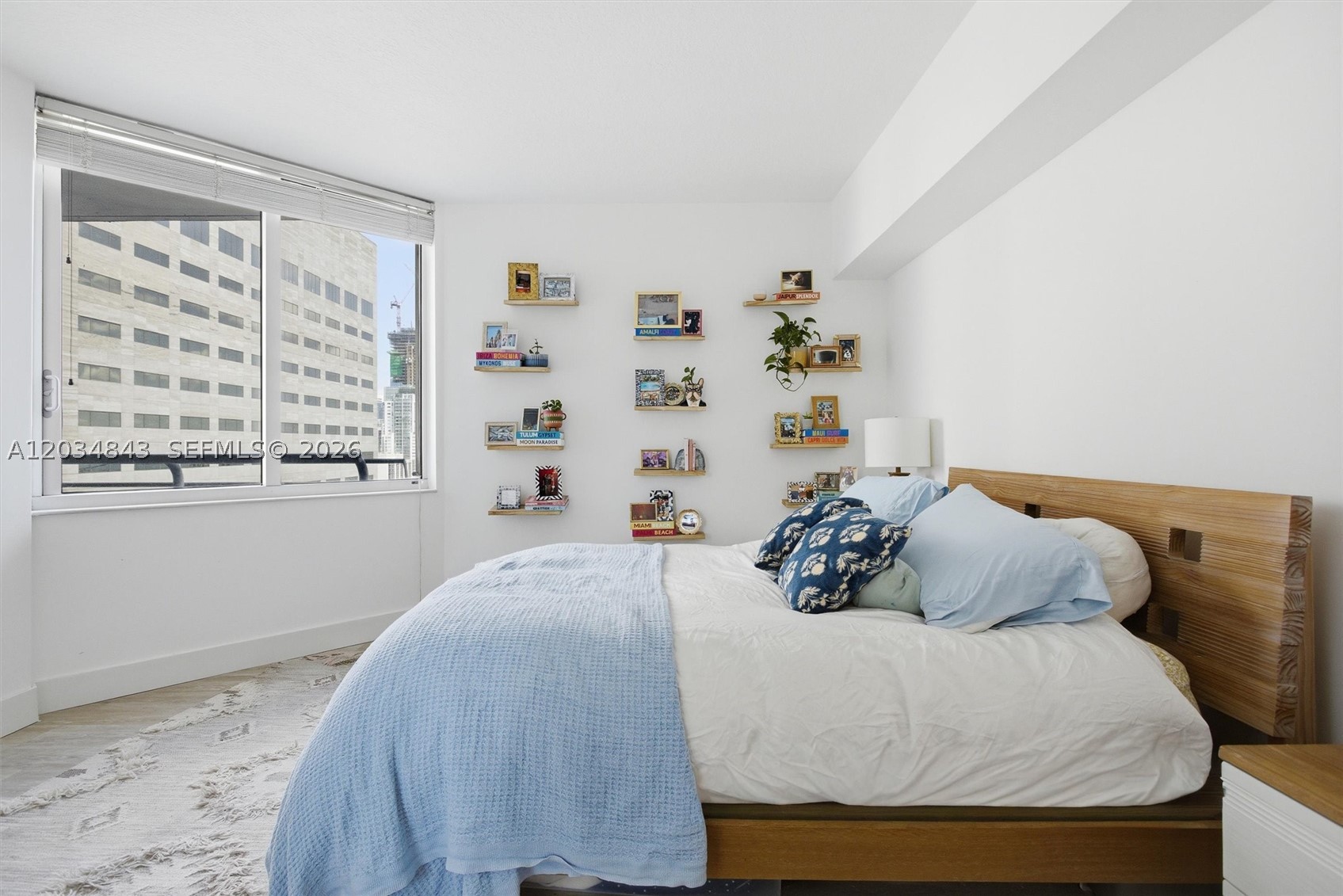 325 S Biscayne Blvd #4022, Miami FL 33131