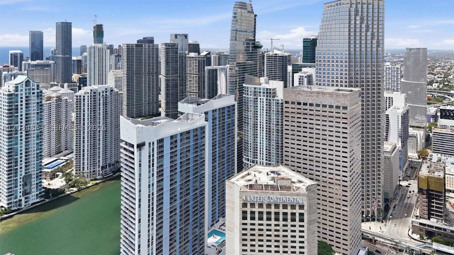 325 S Biscayne Blvd #4022, Miami FL 33131