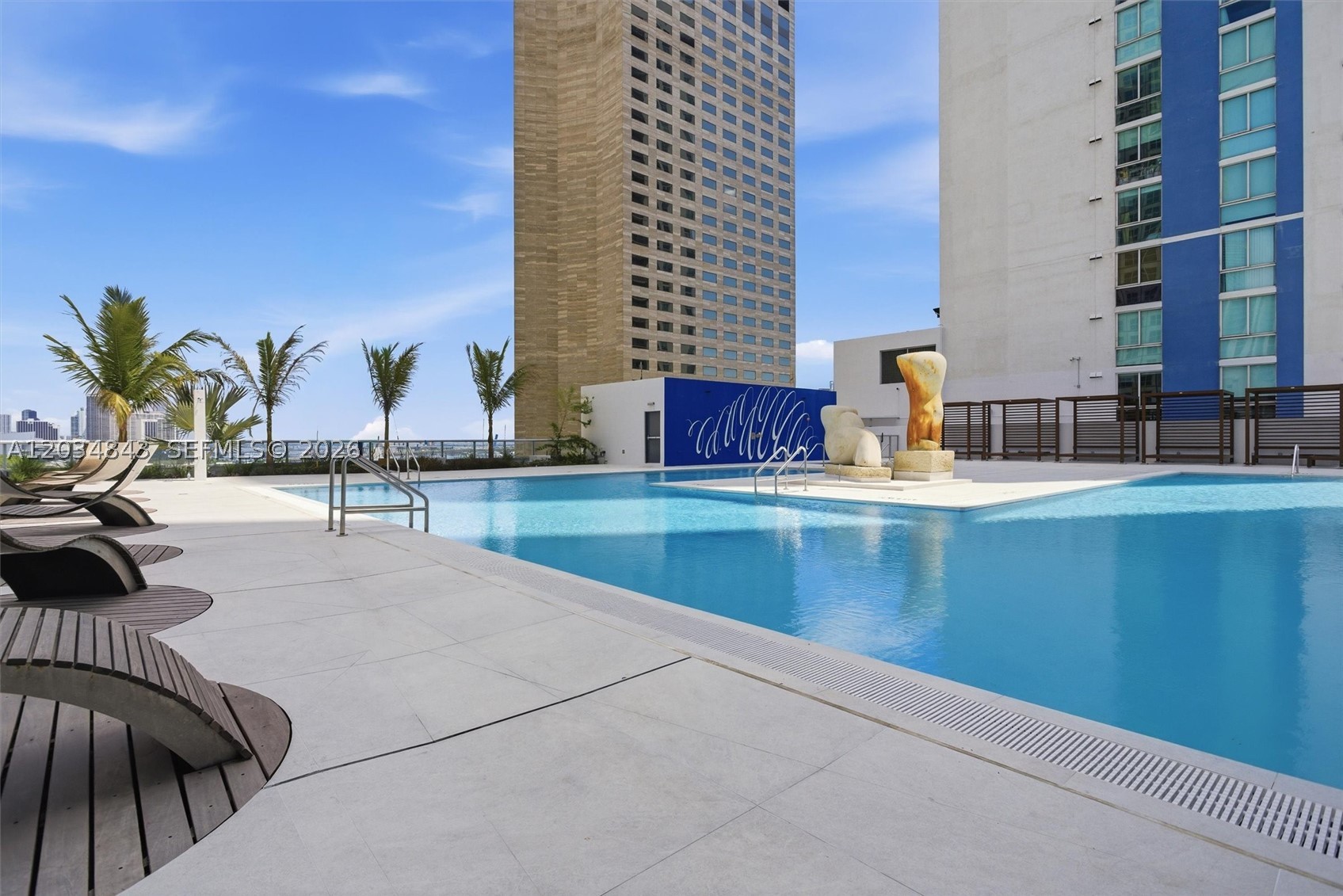 325 S Biscayne Blvd #4022, Miami FL 33131