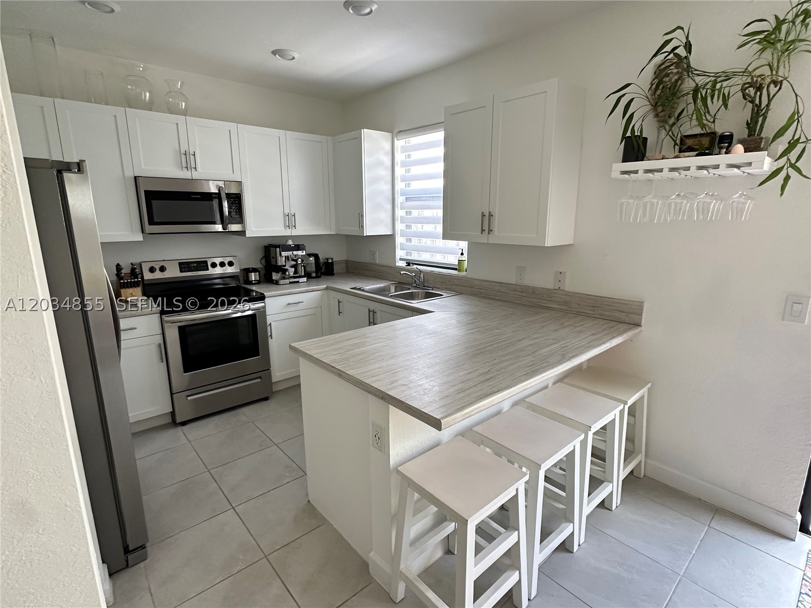 20866 NE 7th Pl, Miami FL 33179