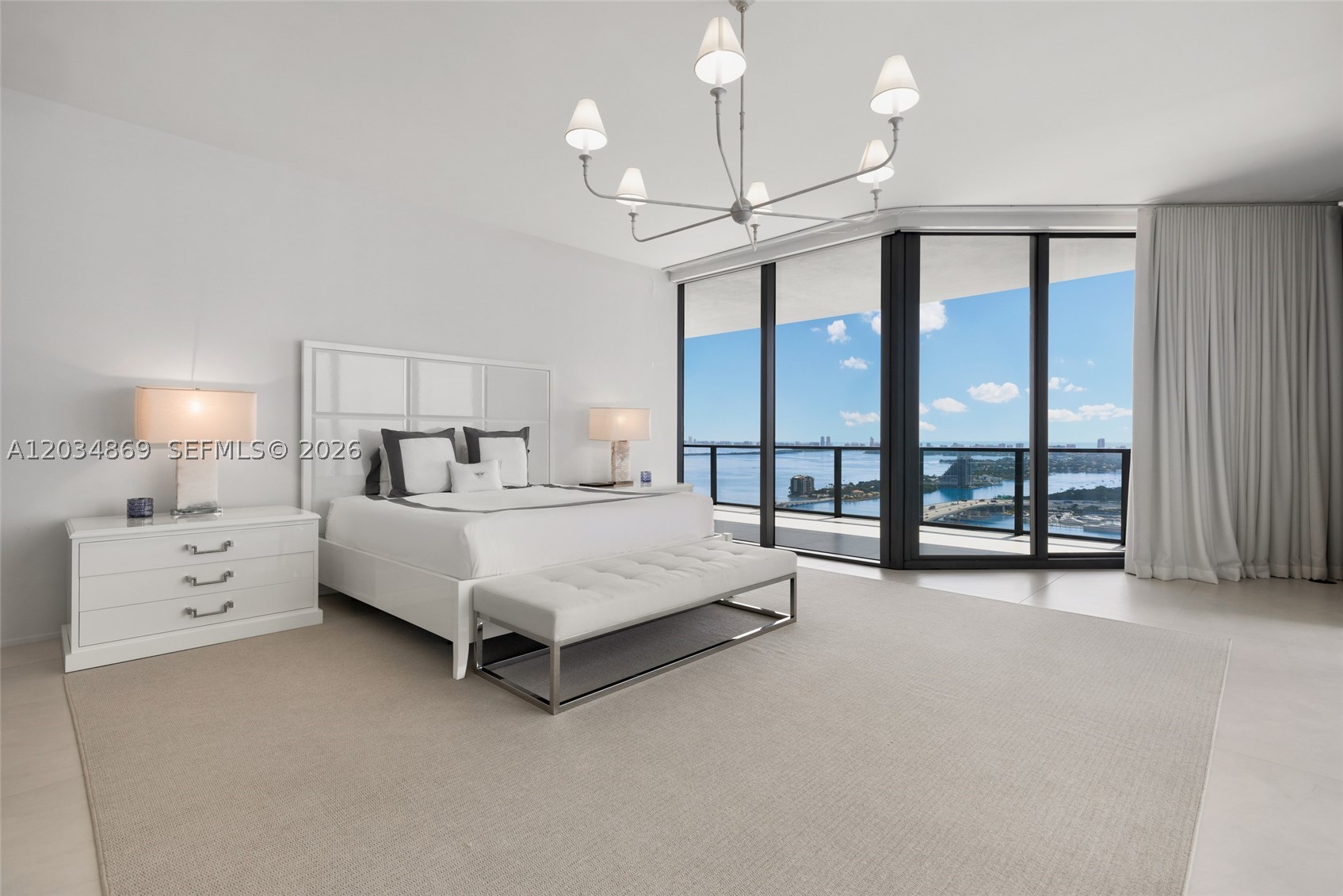 1000 Biscayne Blvd #3701, Miami FL 33132
